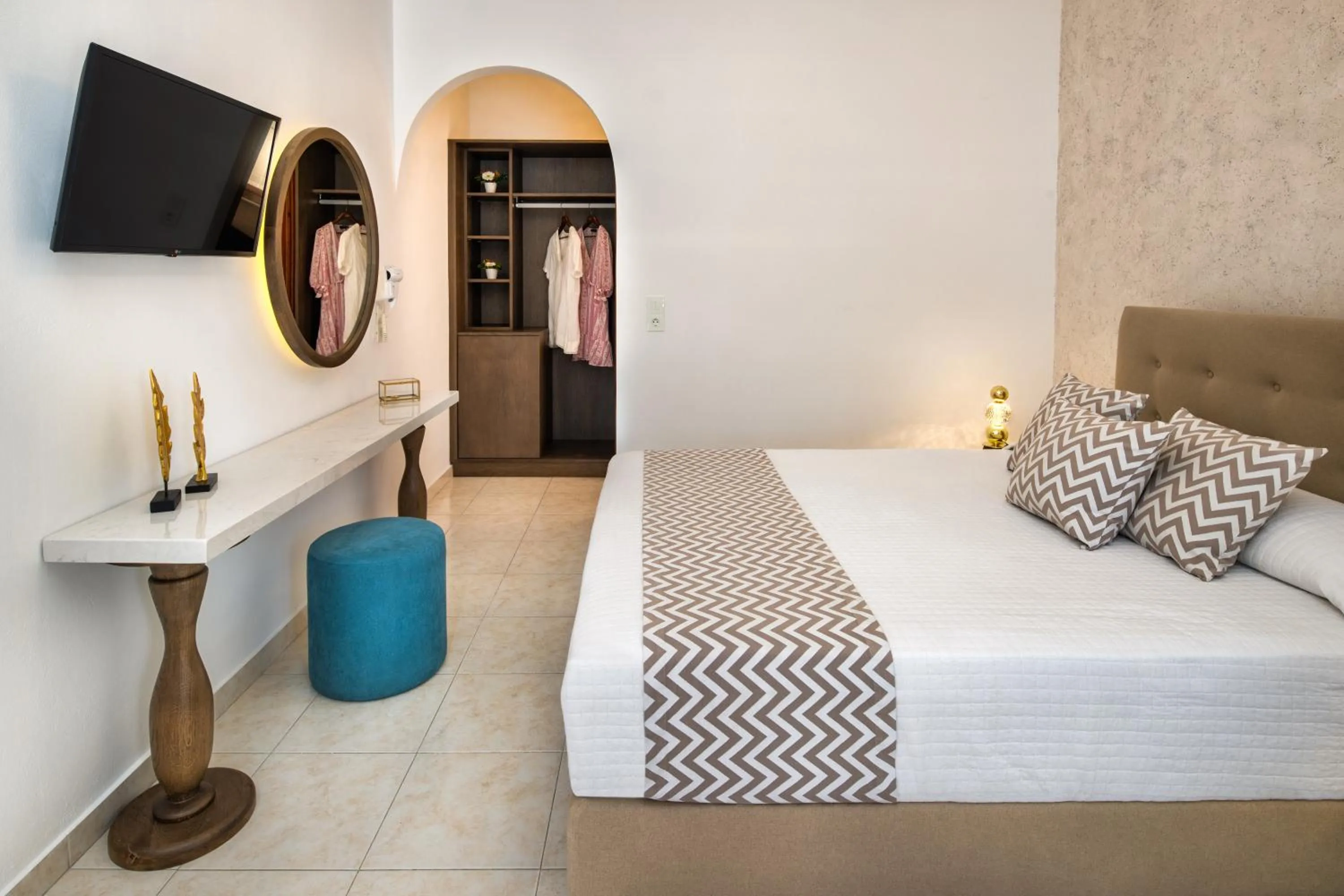 Bed in Astir Thira Hotel