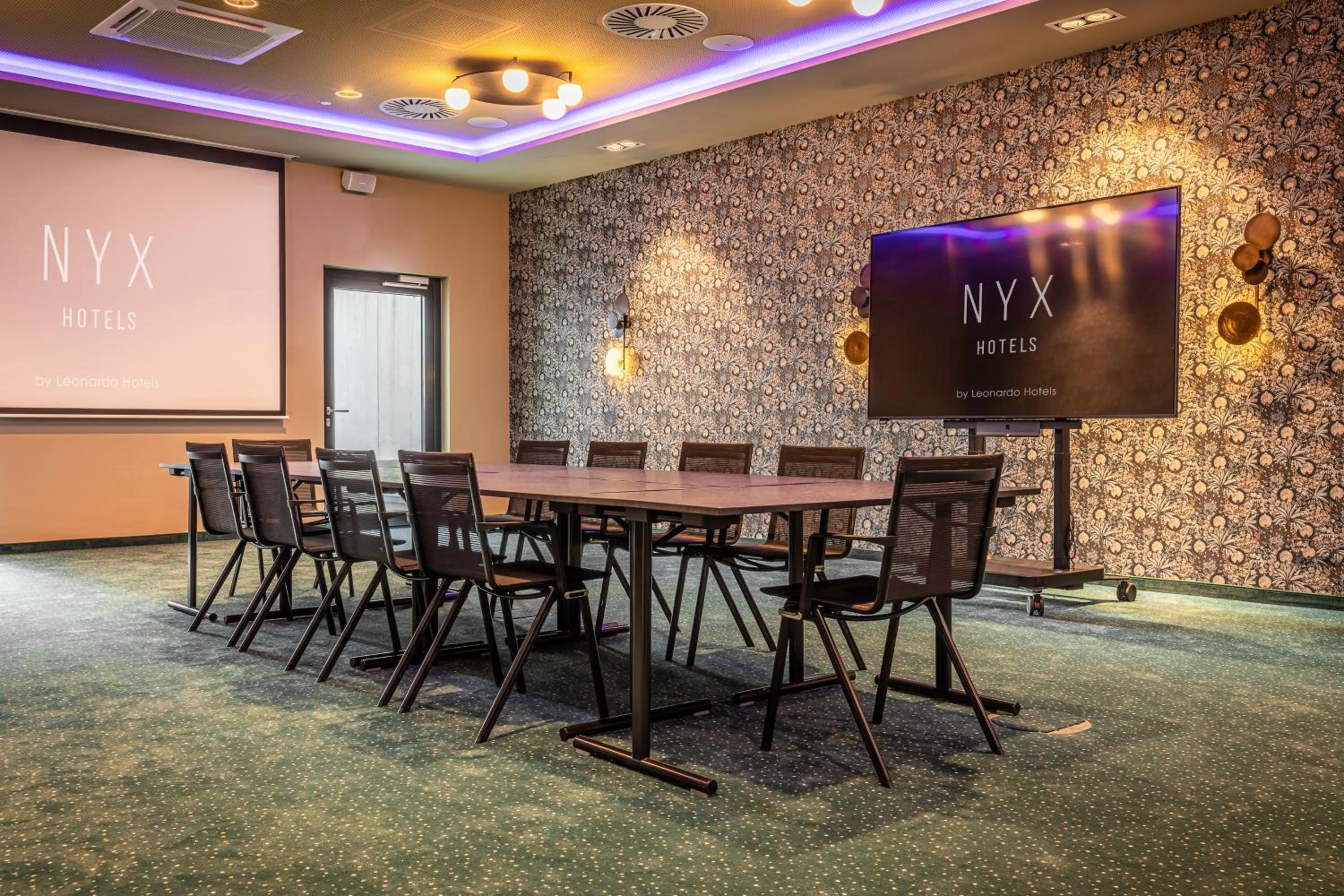 Meeting/conference room in NYX Hotel Hamburg by Leonardo Hotels