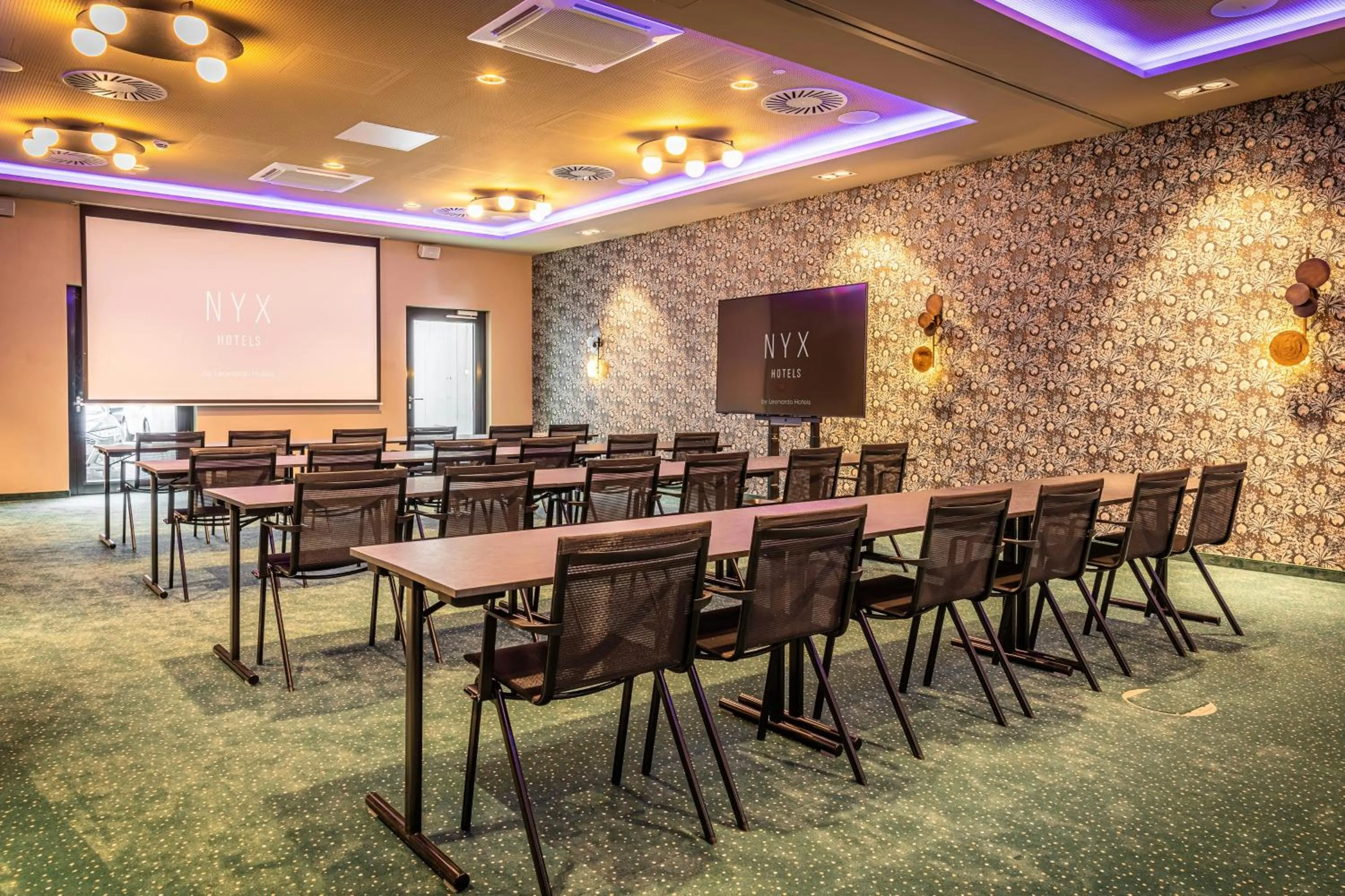 Meeting/conference room in NYX Hotel Hamburg by Leonardo Hotels
