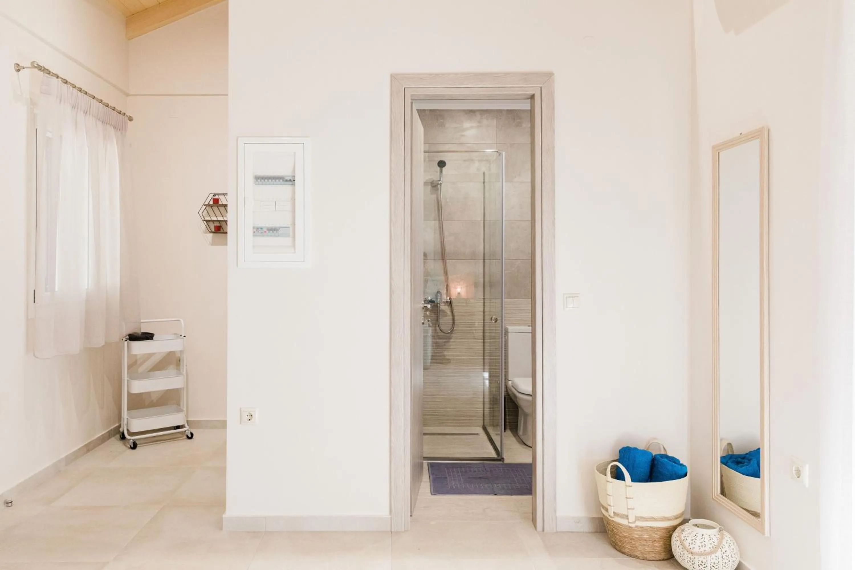 Toilet in Seadrop Suites