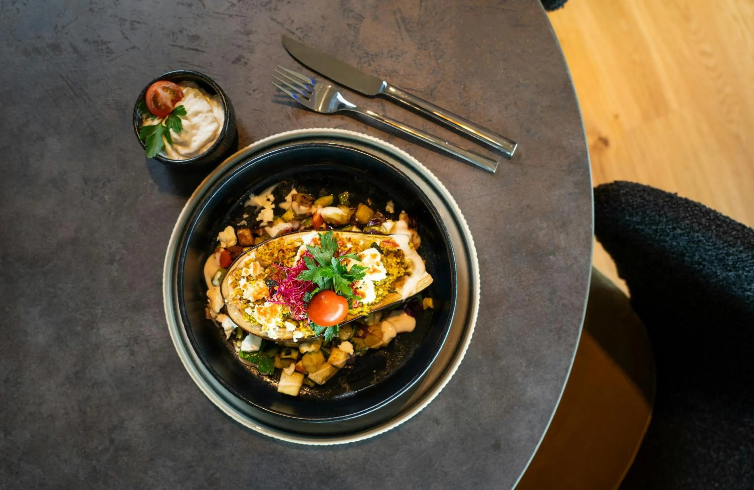 Restaurant/places to eat in Leonardo Royal Hotel Cologne Bonn Airport