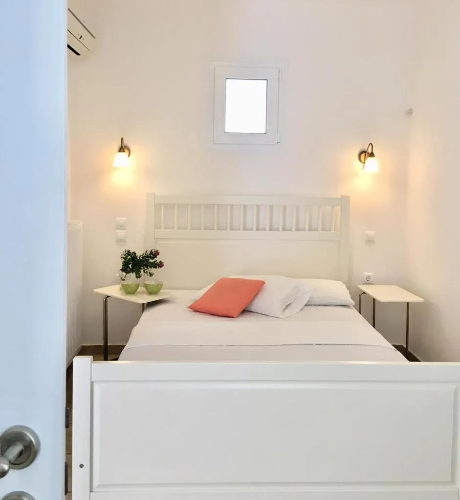 Bed in Mykonos Dot - The Villas