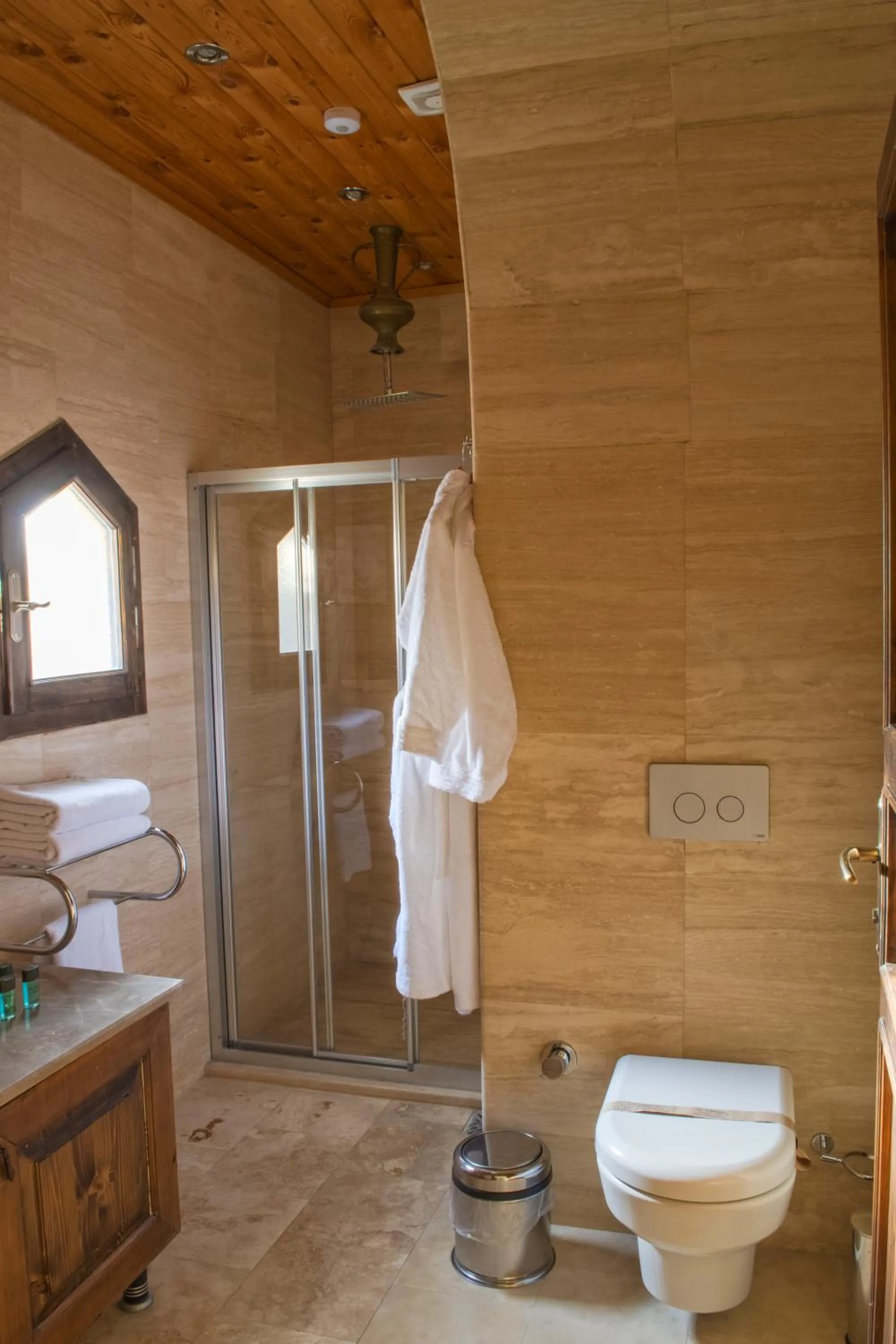 Shower in Ages in Cappadocia