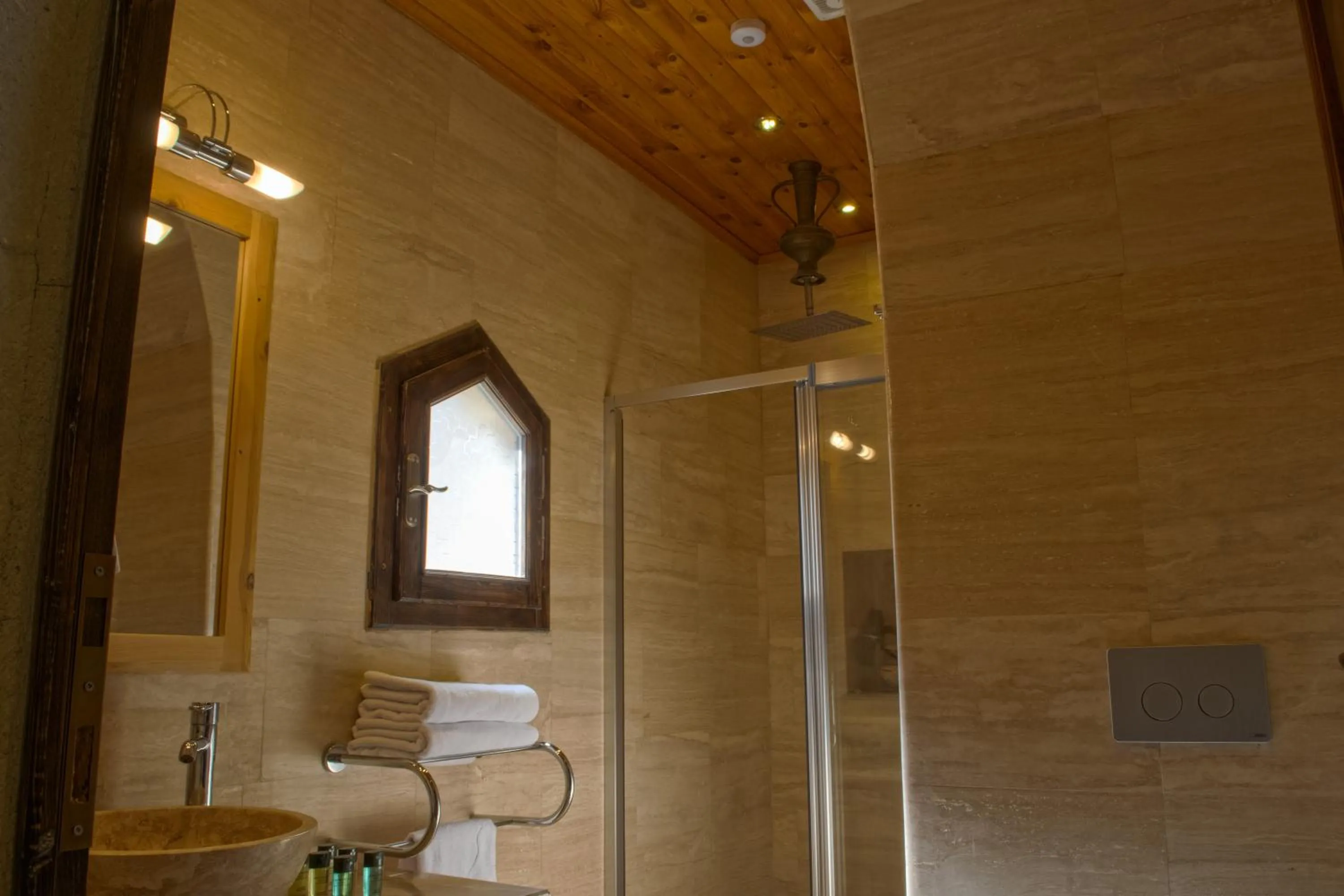 Shower in Ages in Cappadocia