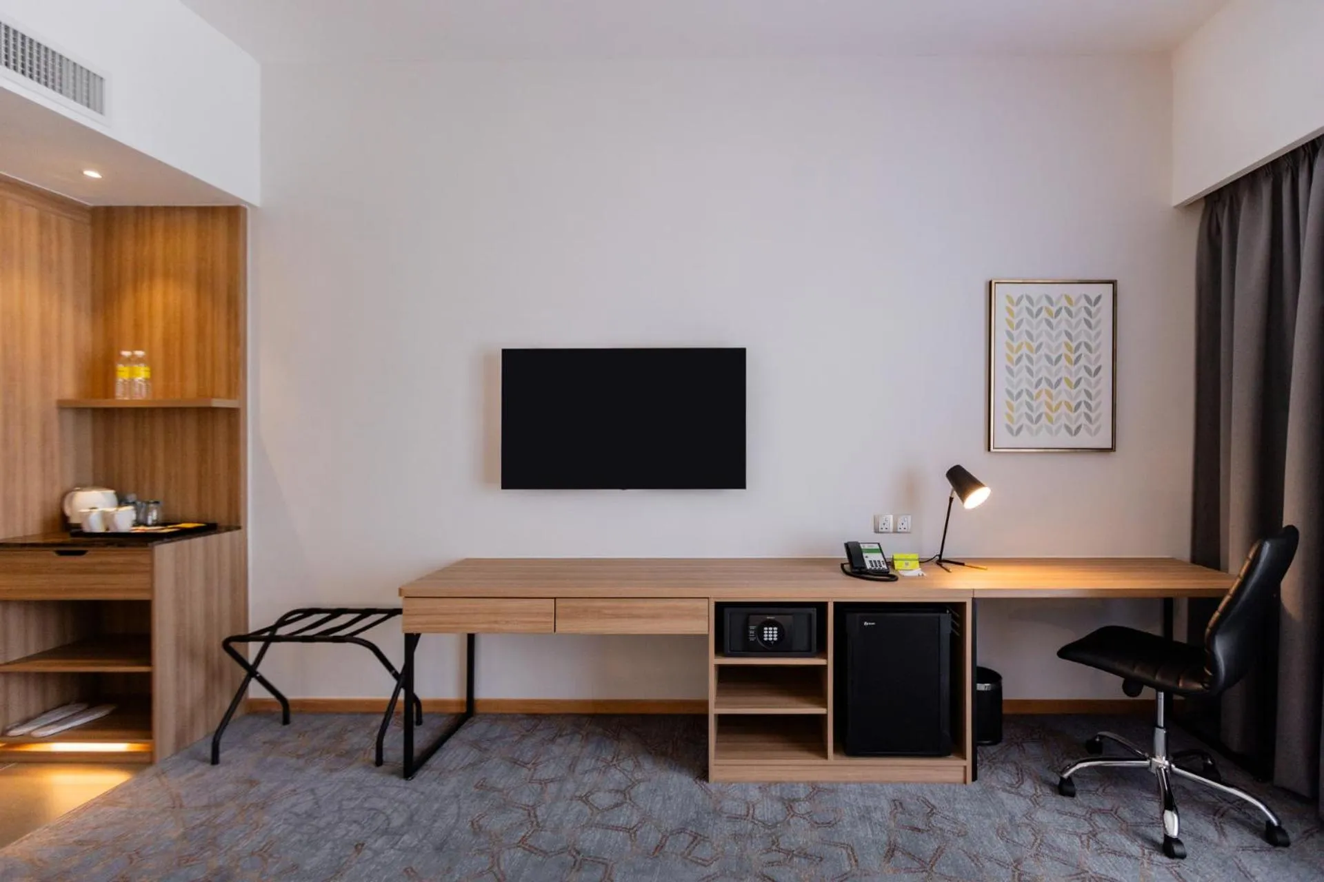 TV and multimedia in Holiday Inn Sepang - Airport