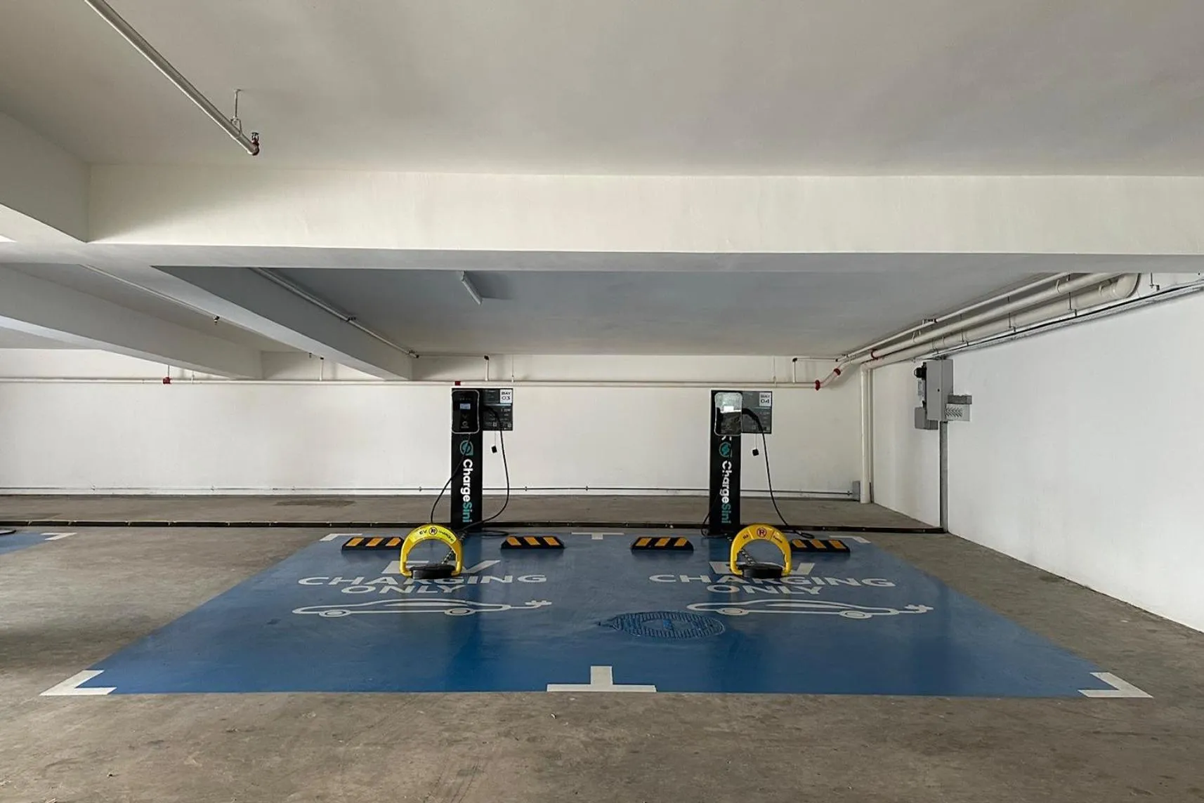 Parking in Holiday Inn Sepang - Airport