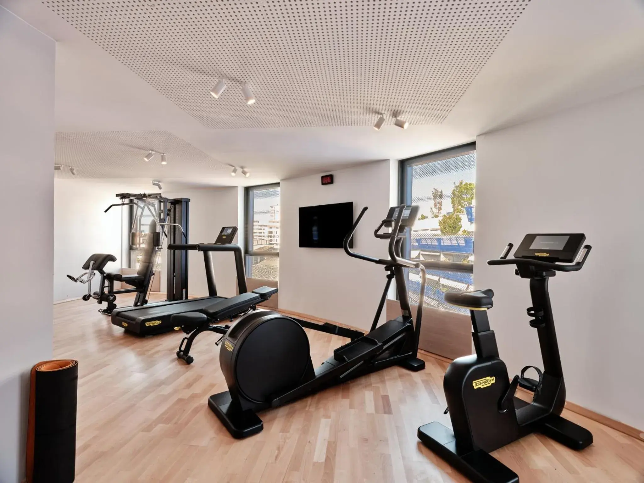 Fitness centre/facilities in Crowne Plaza - Marseille Le Dôme Fitness centre/facilities in Crowne Plaza - Marseille Le Dôme