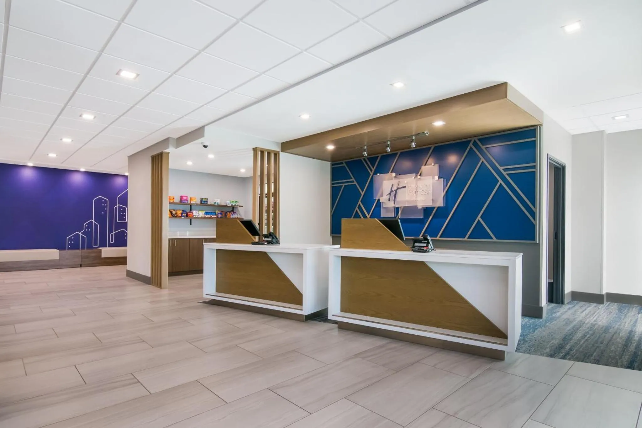 Property building in Holiday Inn Express & Suites - Springdale - Fayetteville Area