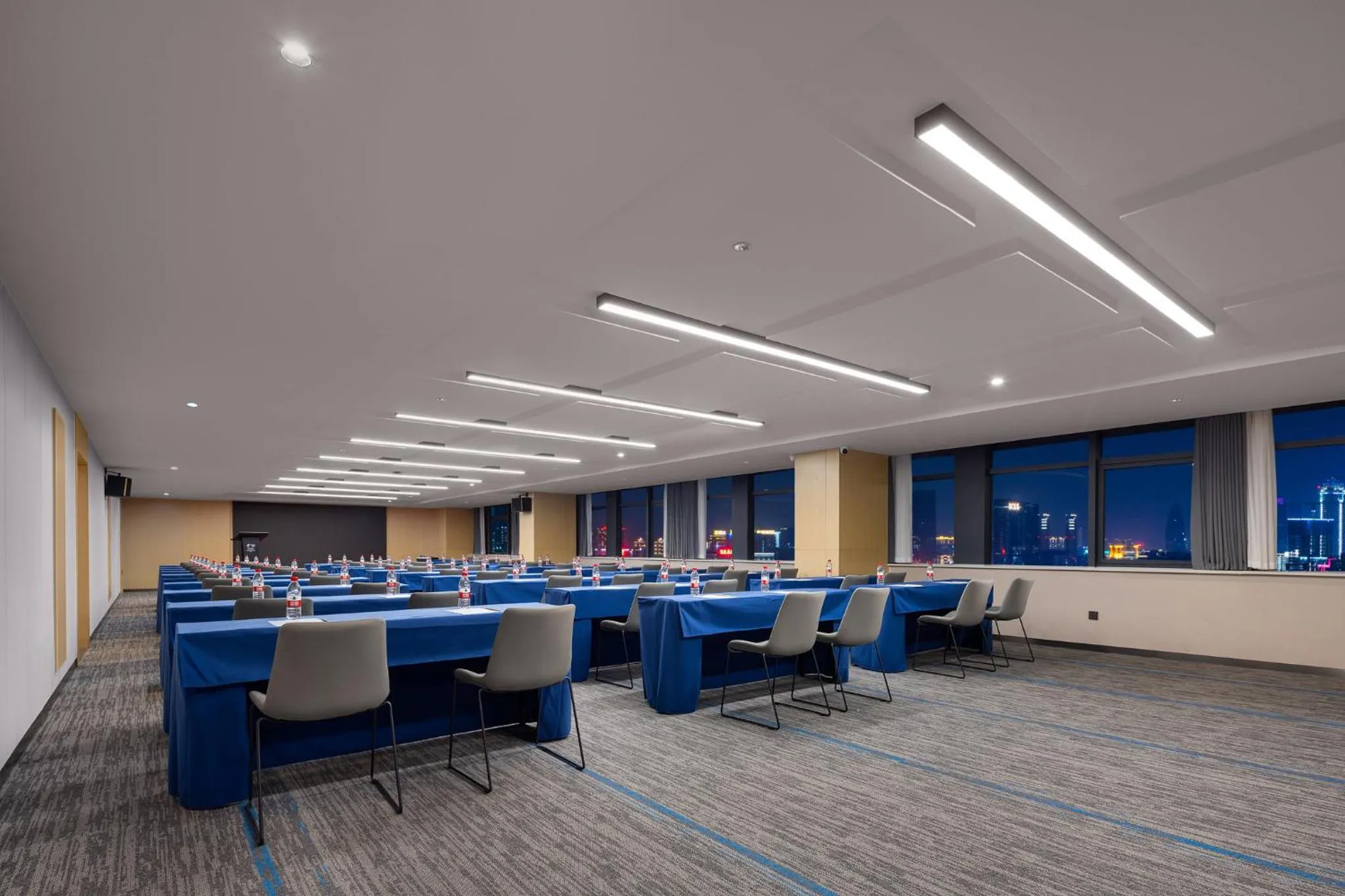 Meeting/conference room in Holiday Inn Express Changsha Broadcasting Center