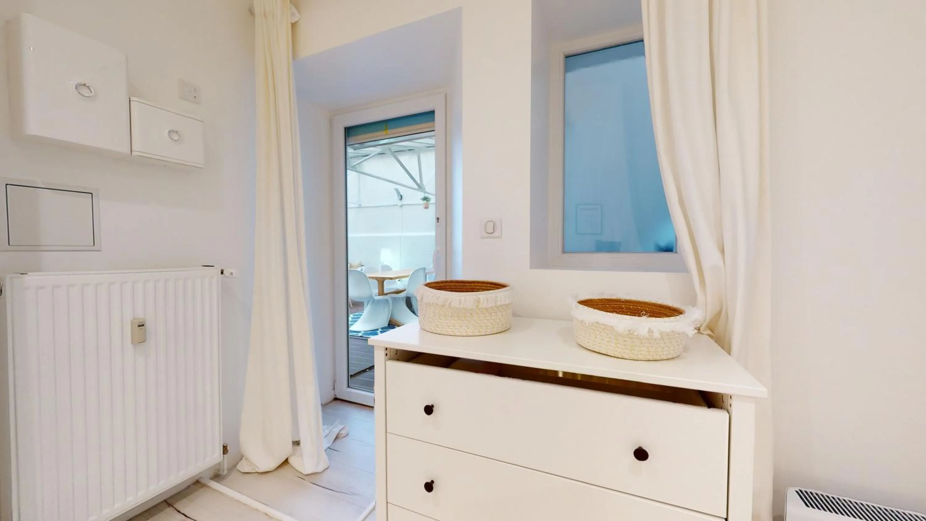 internet in Appartements modernes avec véranda