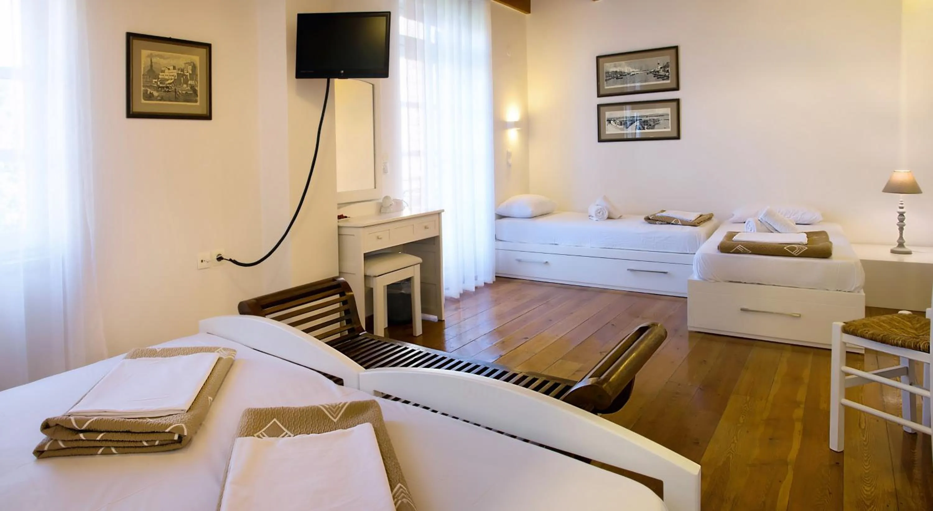 Photo of the whole room in Ontas Traditional Hotel