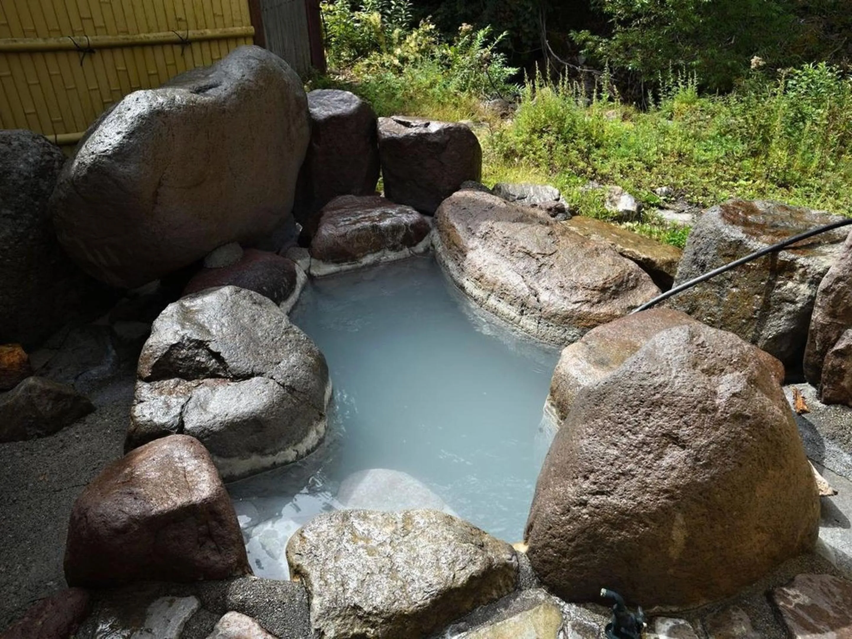 Hot Spring Bath in Kaniyu