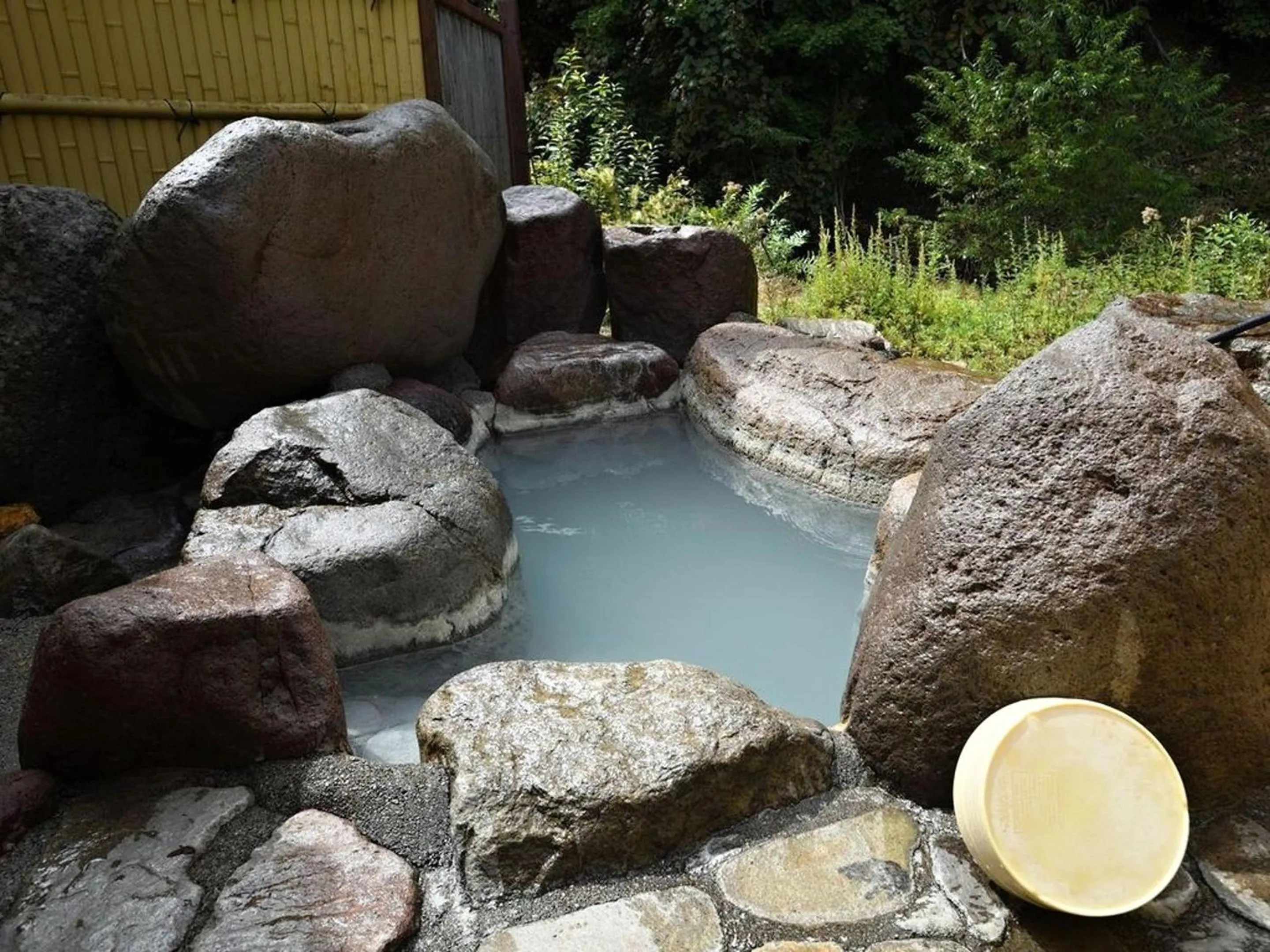 Hot Spring Bath in Kaniyu