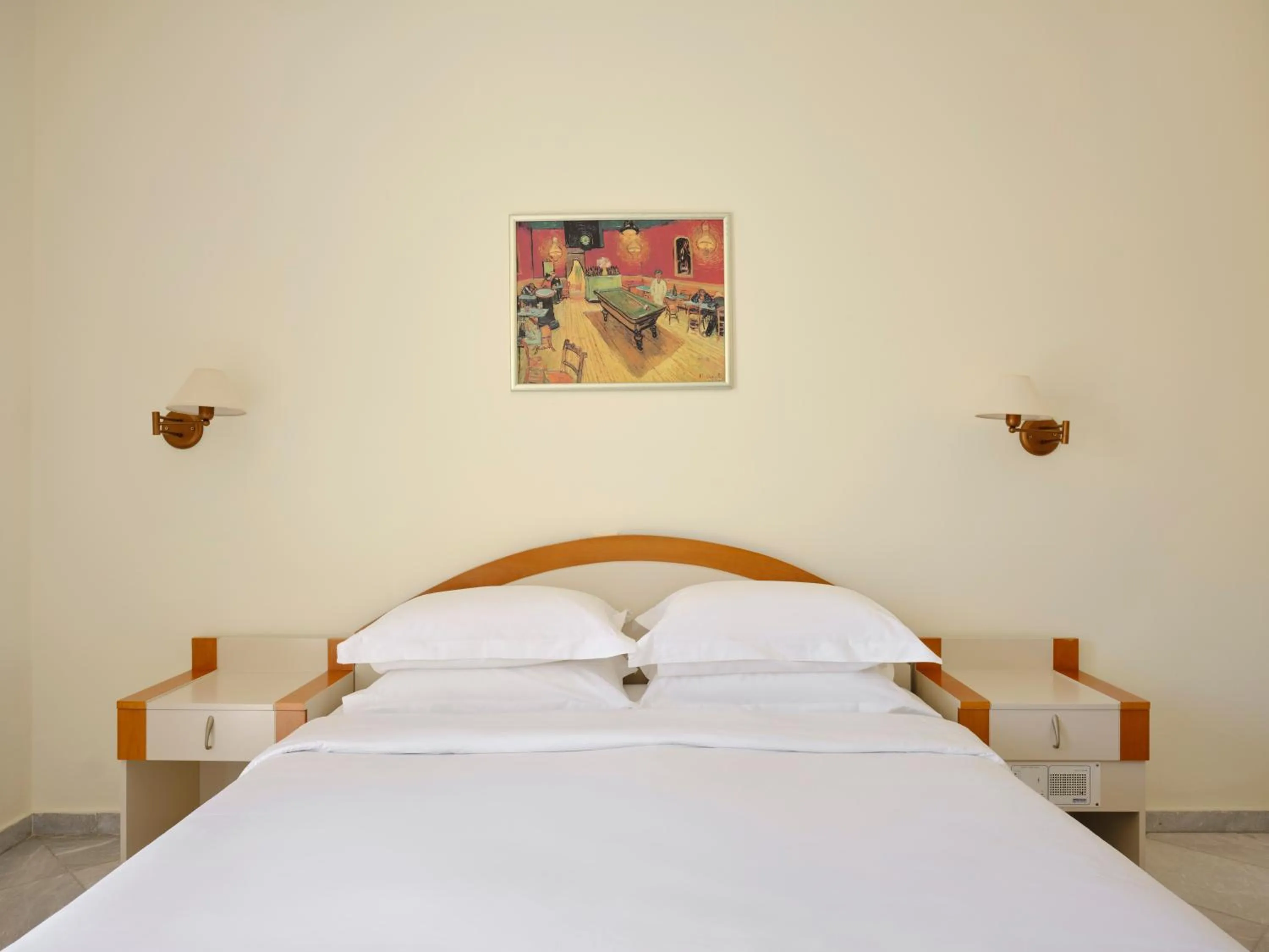 Bed in Atlantica Yakinthos