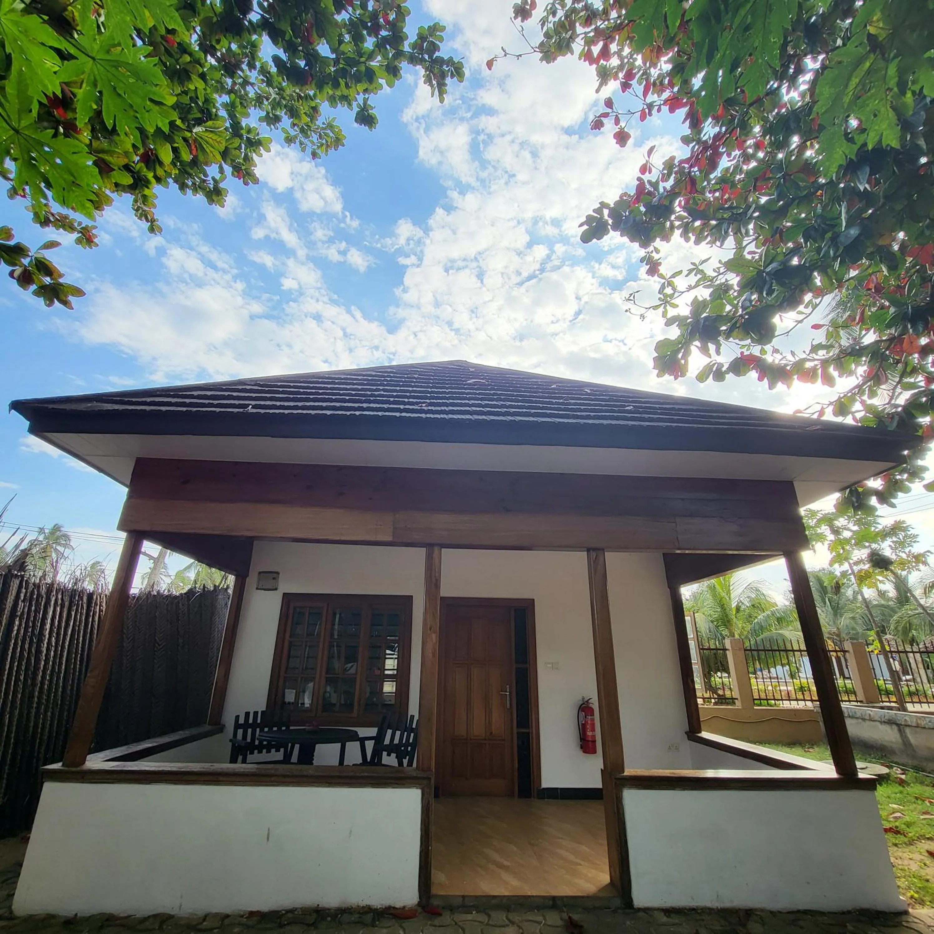 Property building in Mambo Ocean Resort