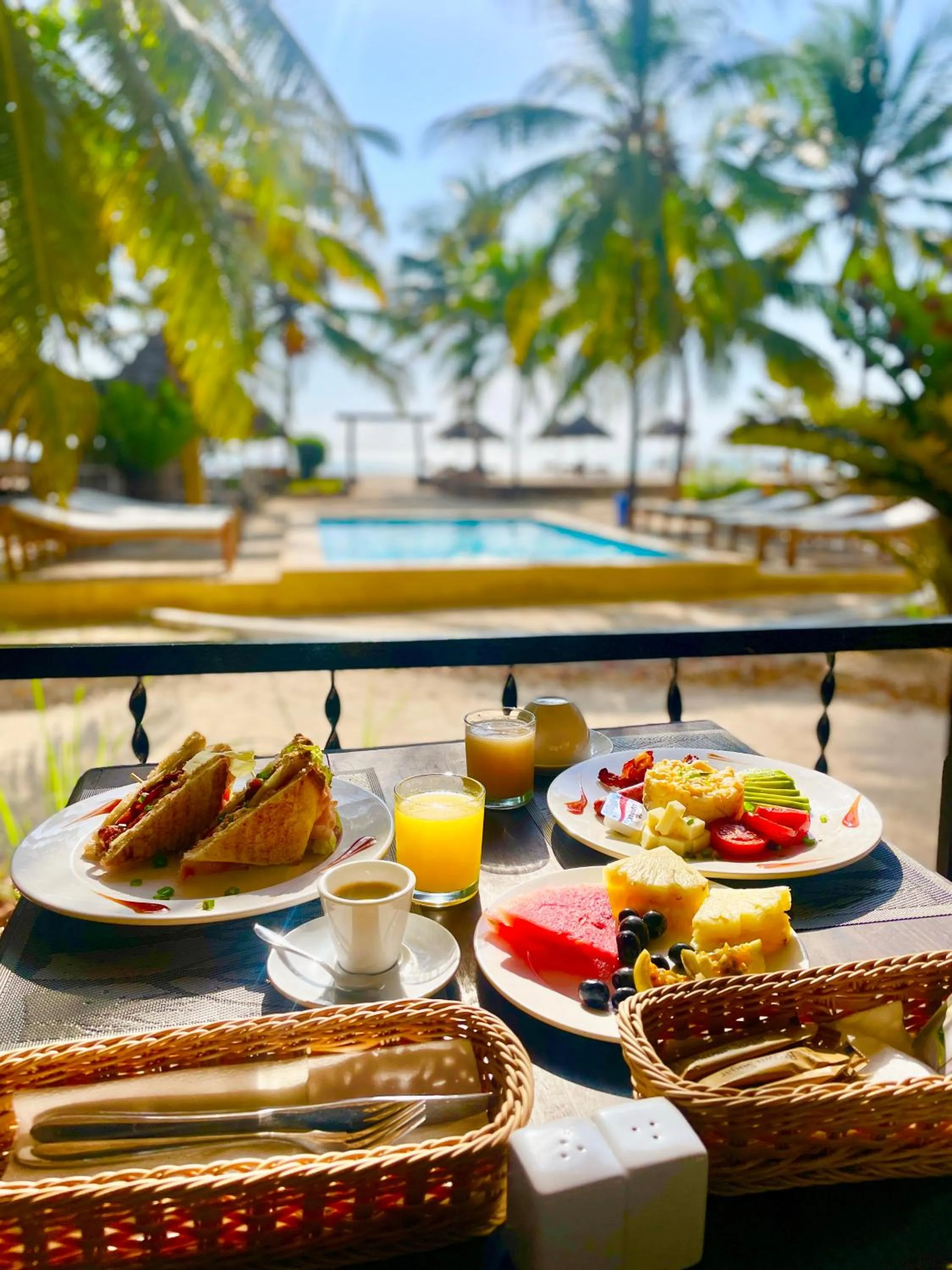 Restaurant/places to eat in Mambo Ocean Resort