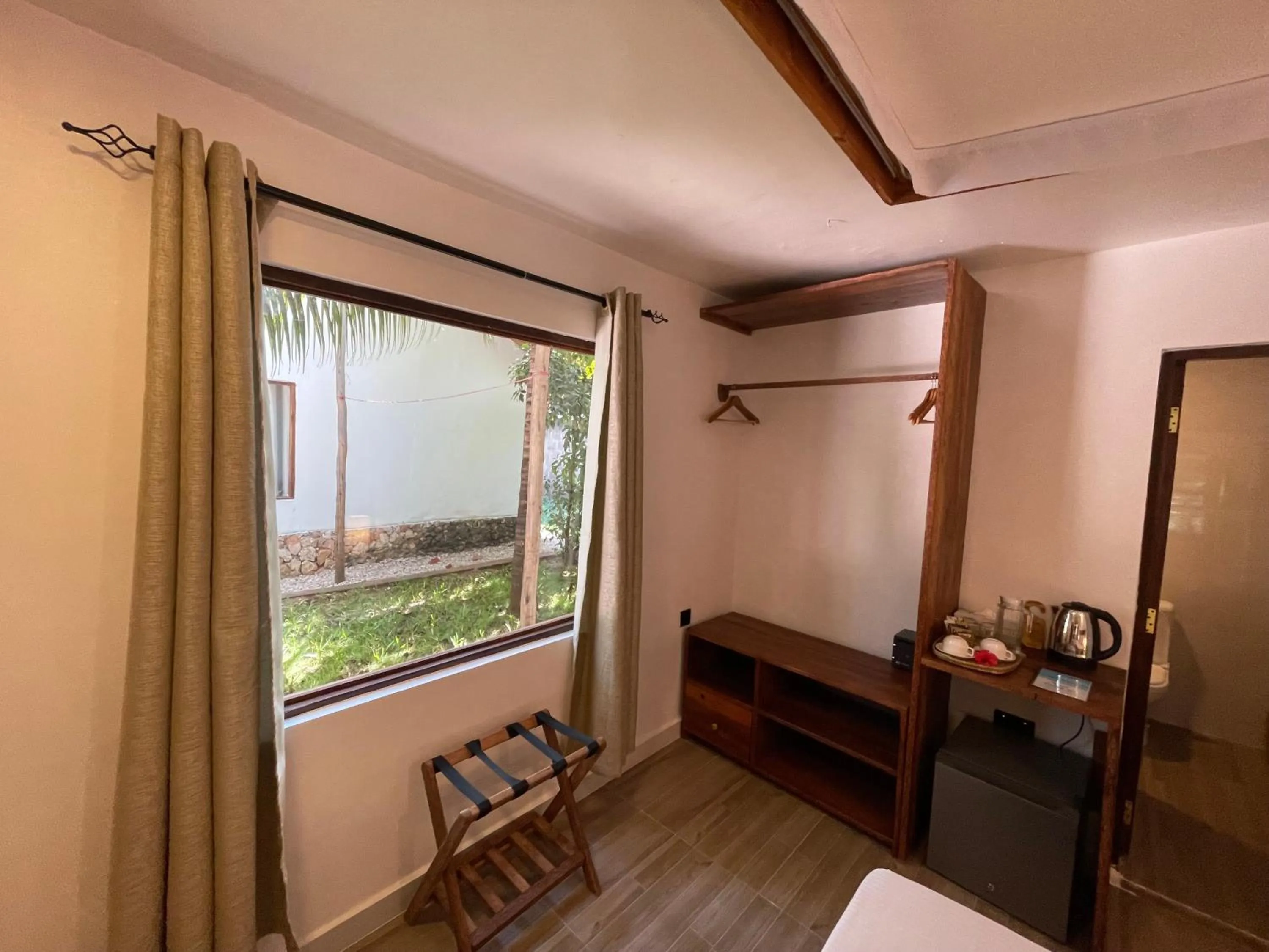 Bedroom in Mambo Ocean Resort