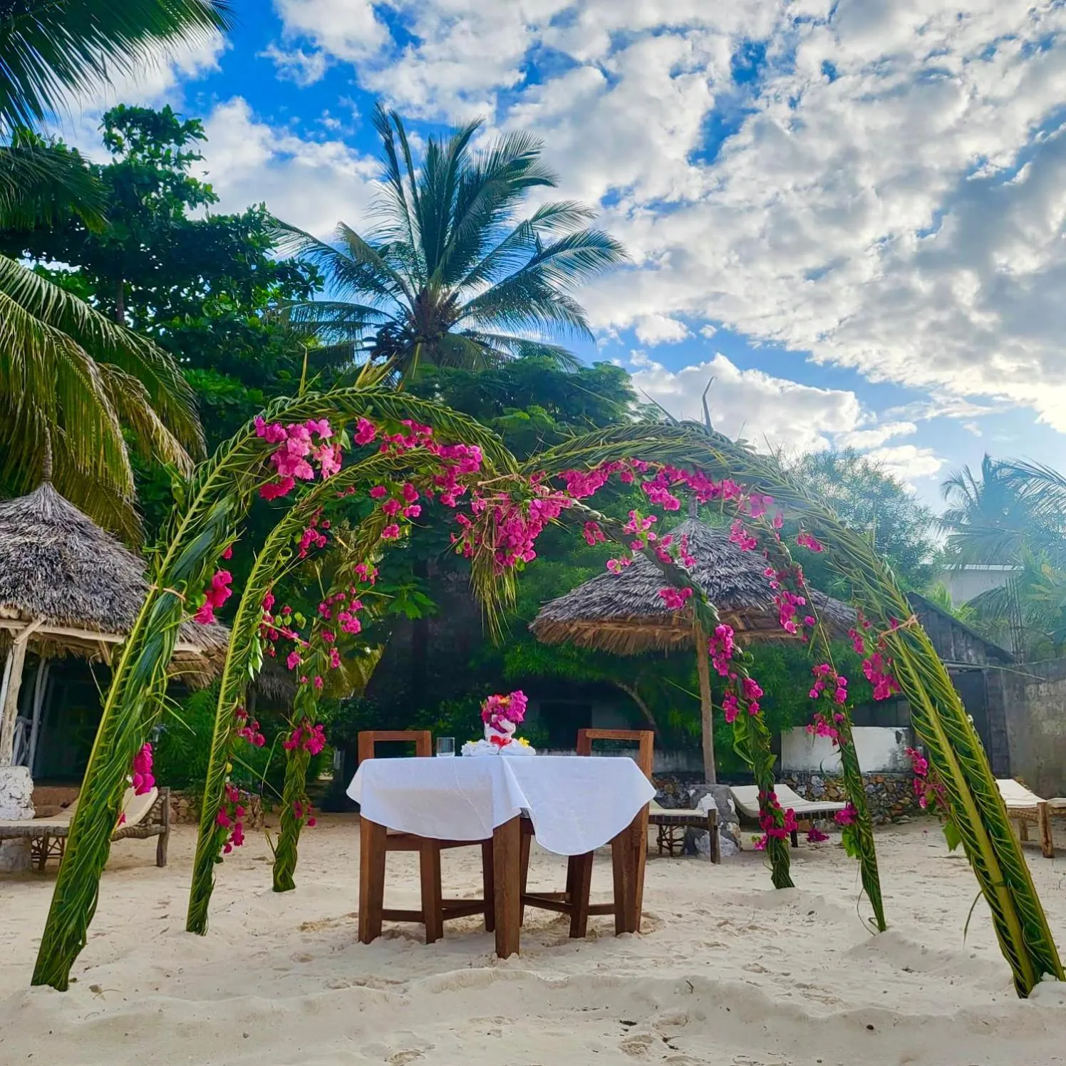 Restaurant/places to eat in Mambo Ocean Resort