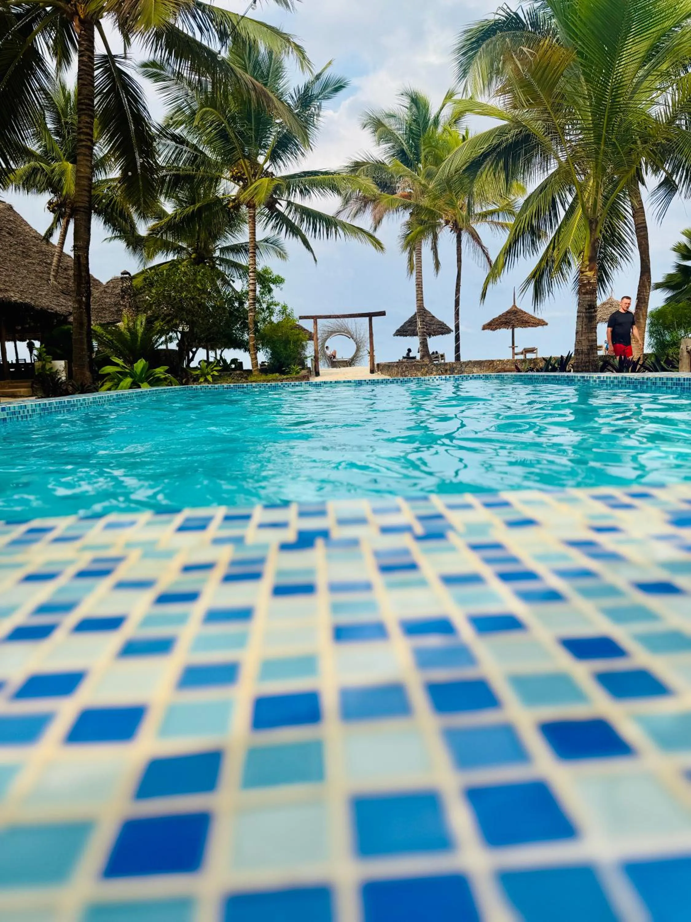 Swimming pool in Mambo Ocean Resort