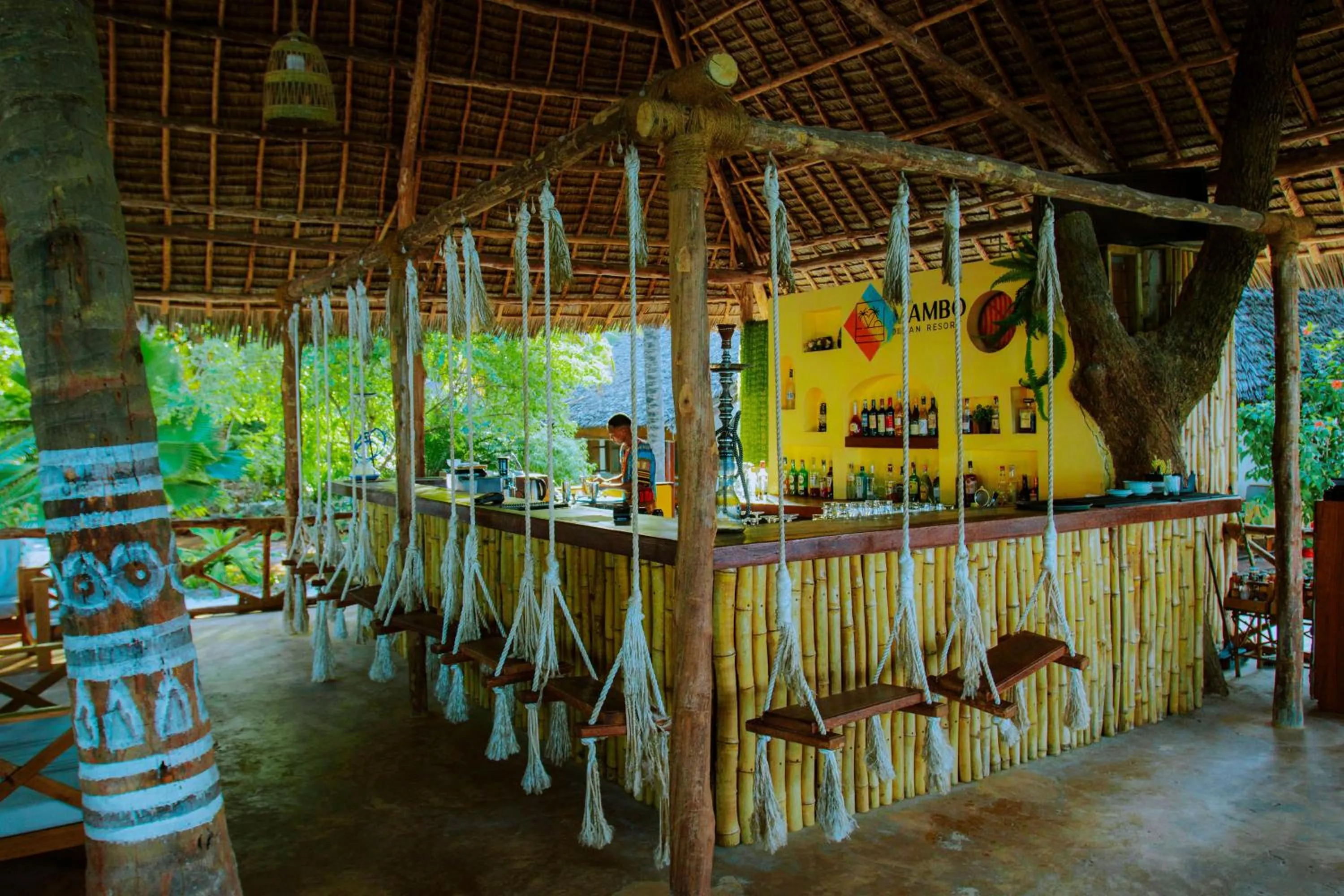 Restaurant/places to eat in Mambo Ocean Resort