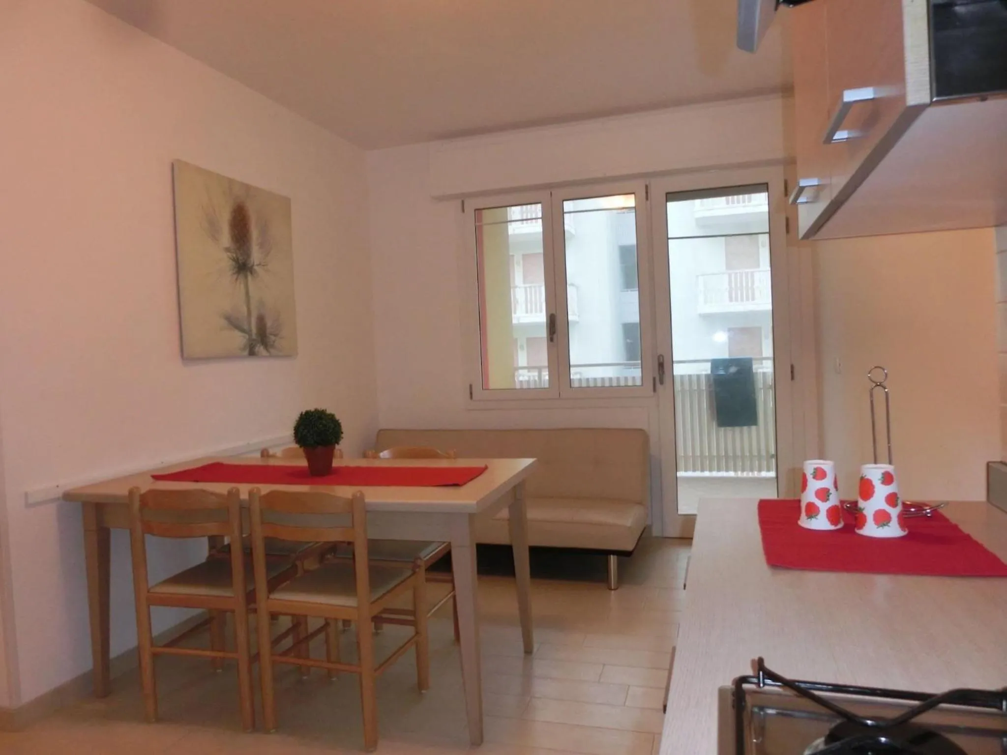 Lovely flat close to the beach-Beahost