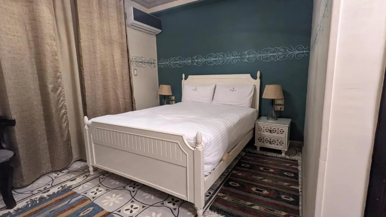 Bed in Eileen Hotel Cairo