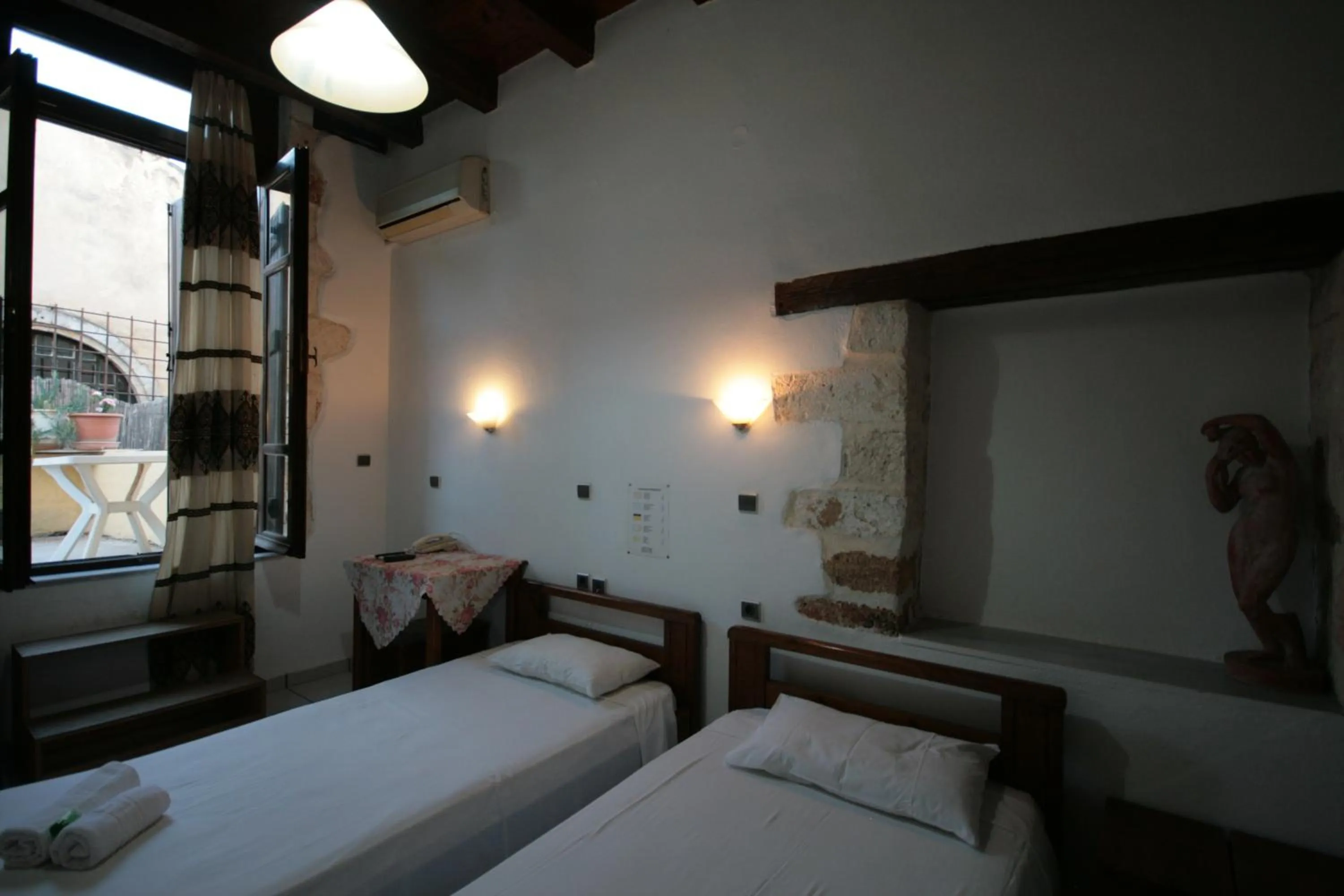 Chania Rooms
