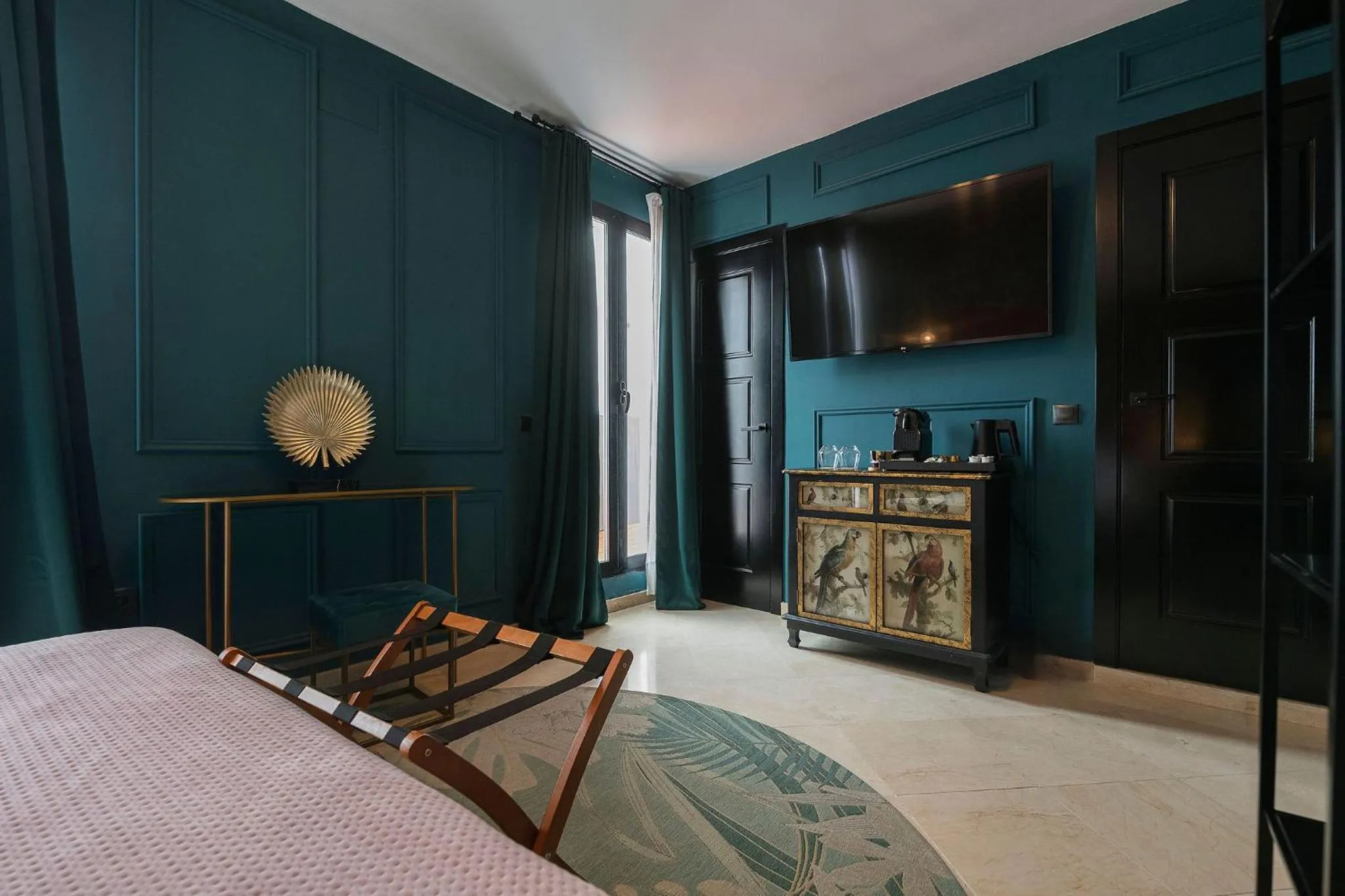 TV and multimedia, Bed in Boutique Suites