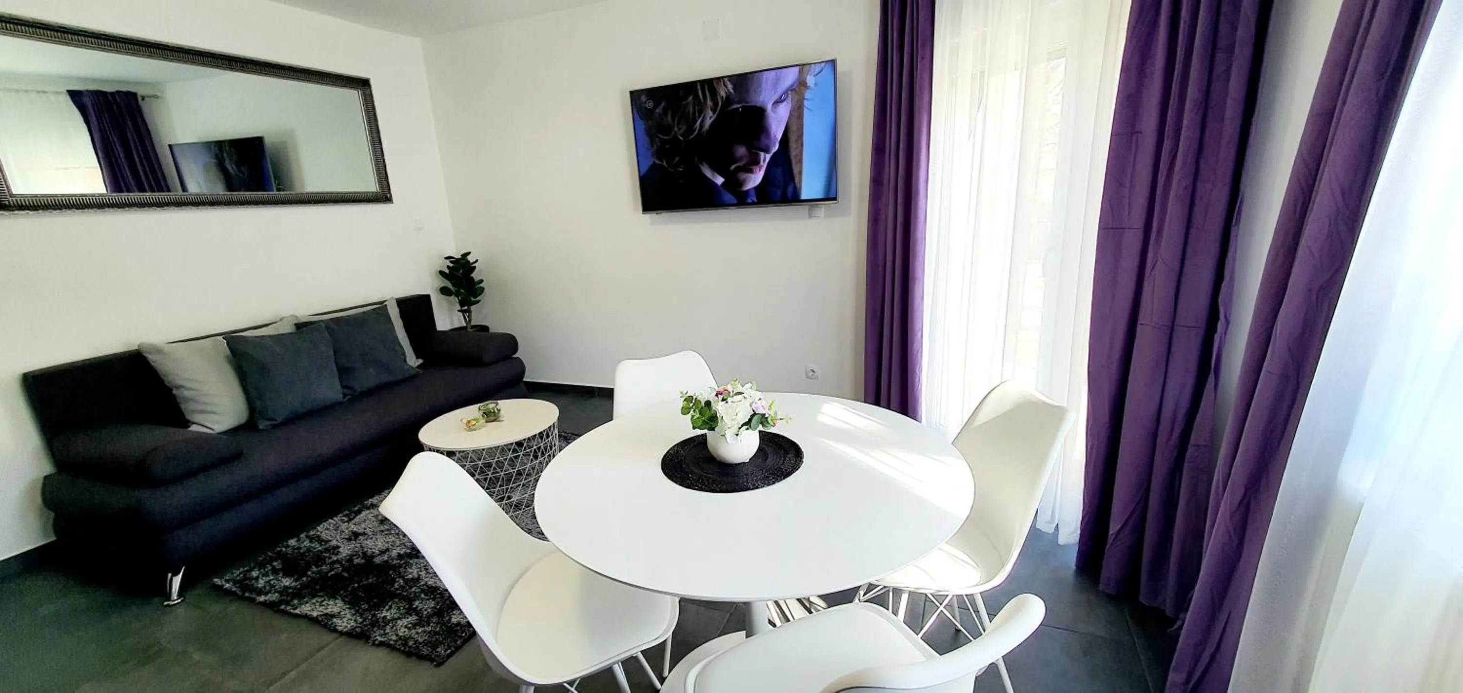 TV and multimedia in Blue Diamond ****