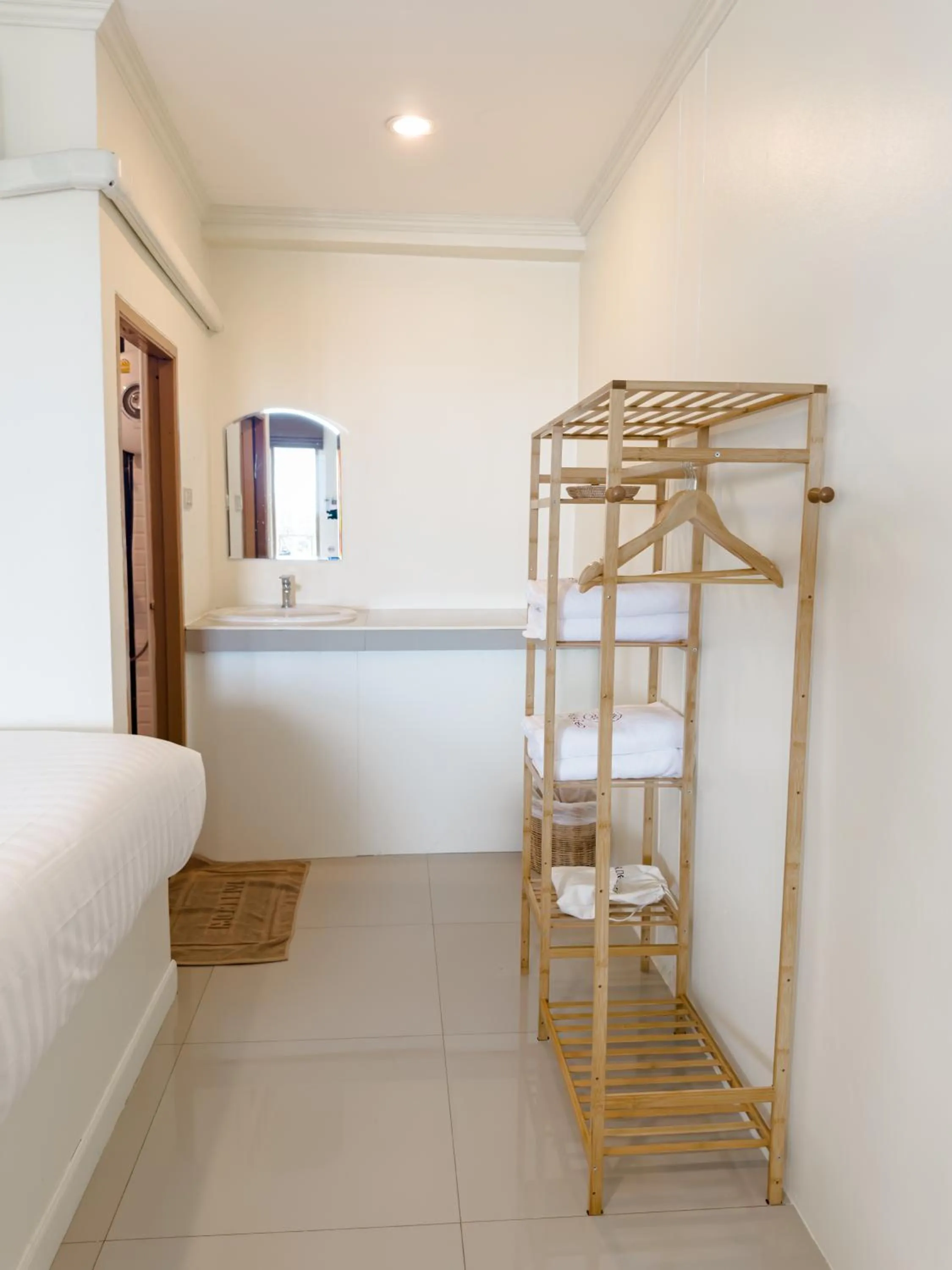 Bed in Sun and Sea KohLarn