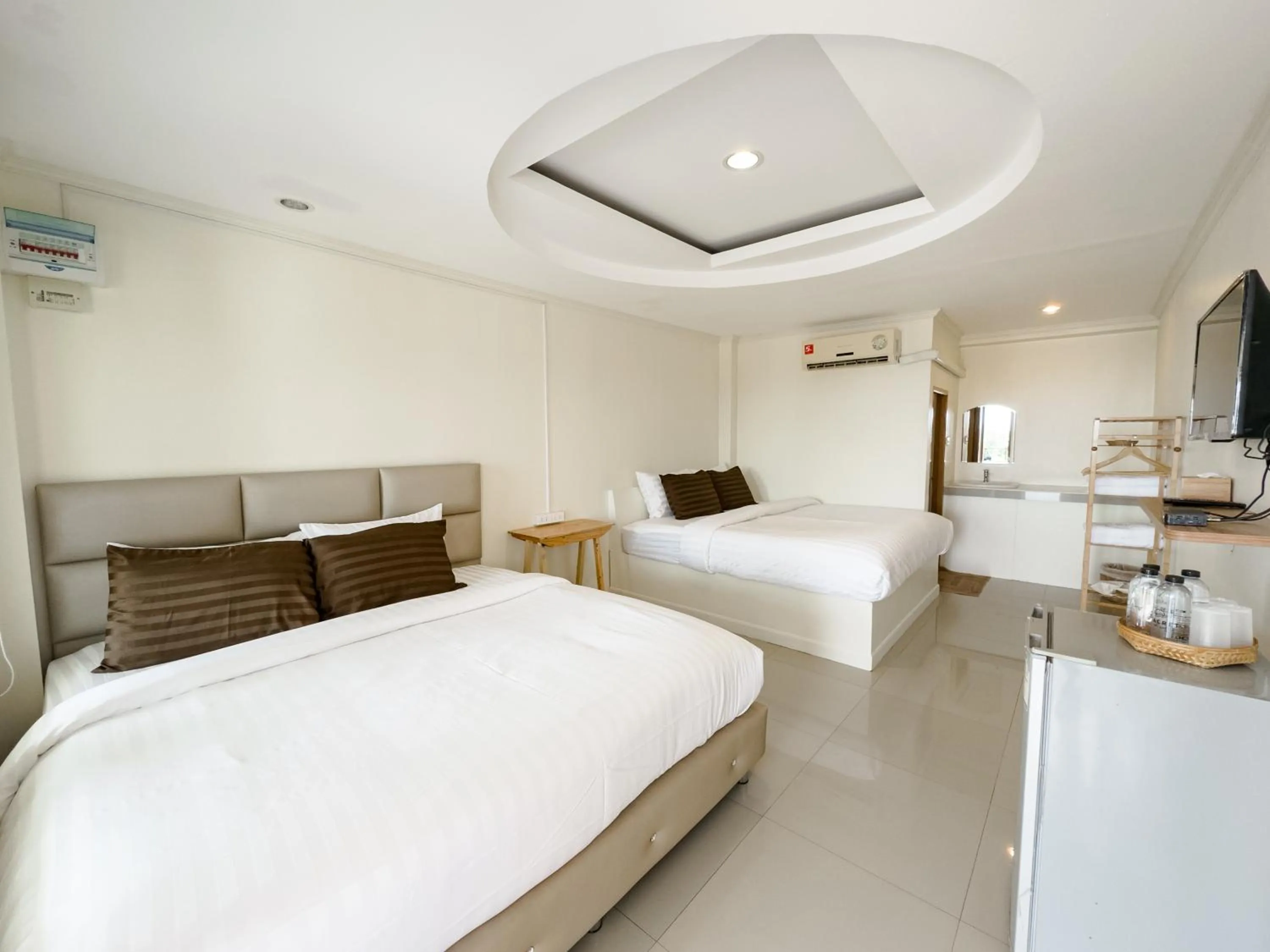 Bed in Sun and Sea KohLarn