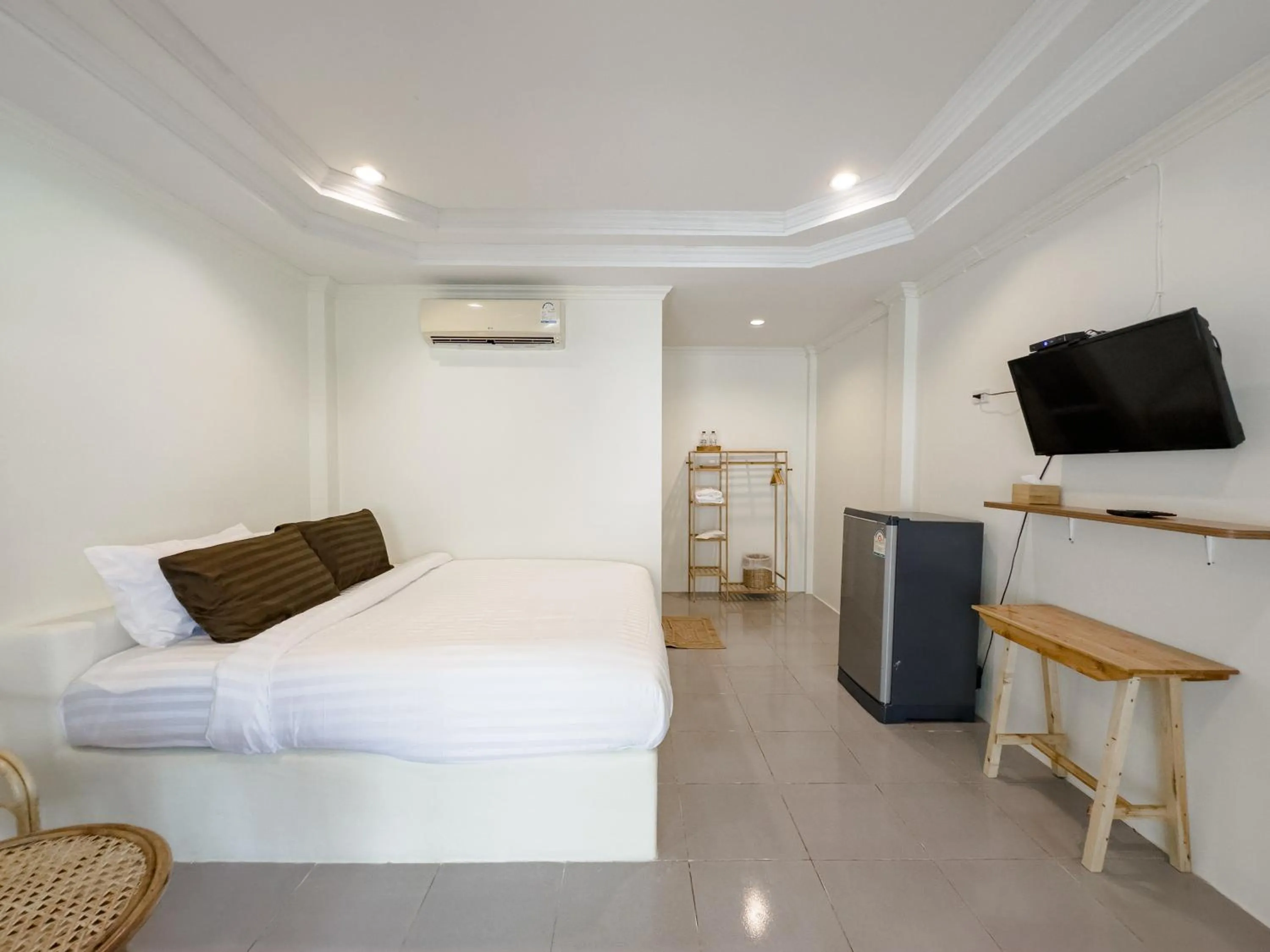 Bed in Sun and Sea KohLarn