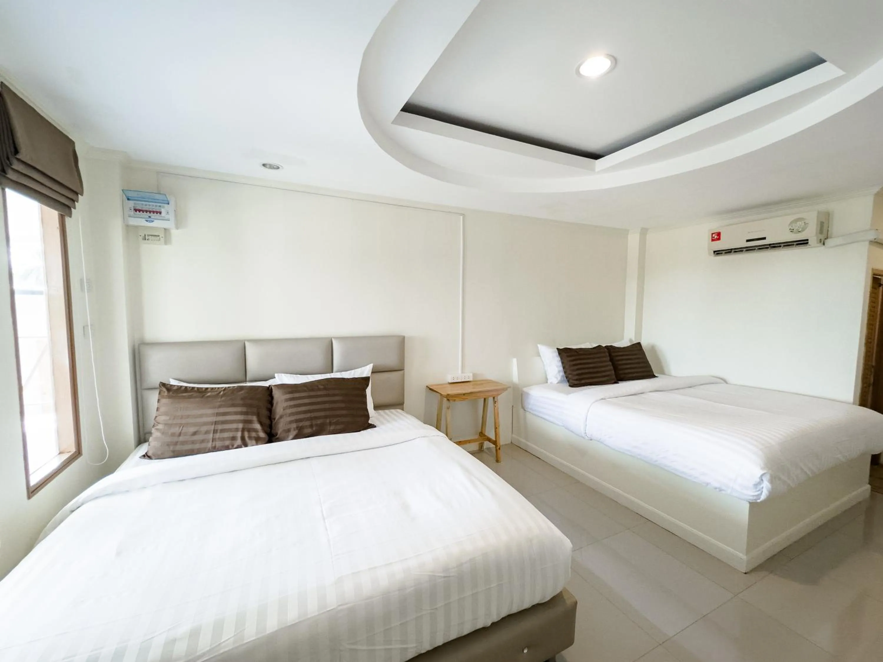 Bed in Sun and Sea KohLarn