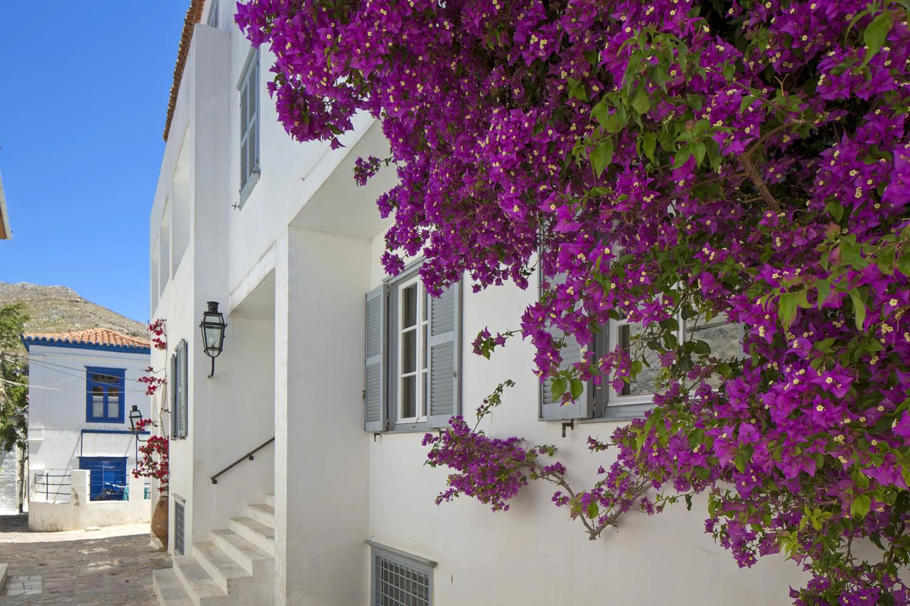 Facade/entrance in Hotel Leto Hydra