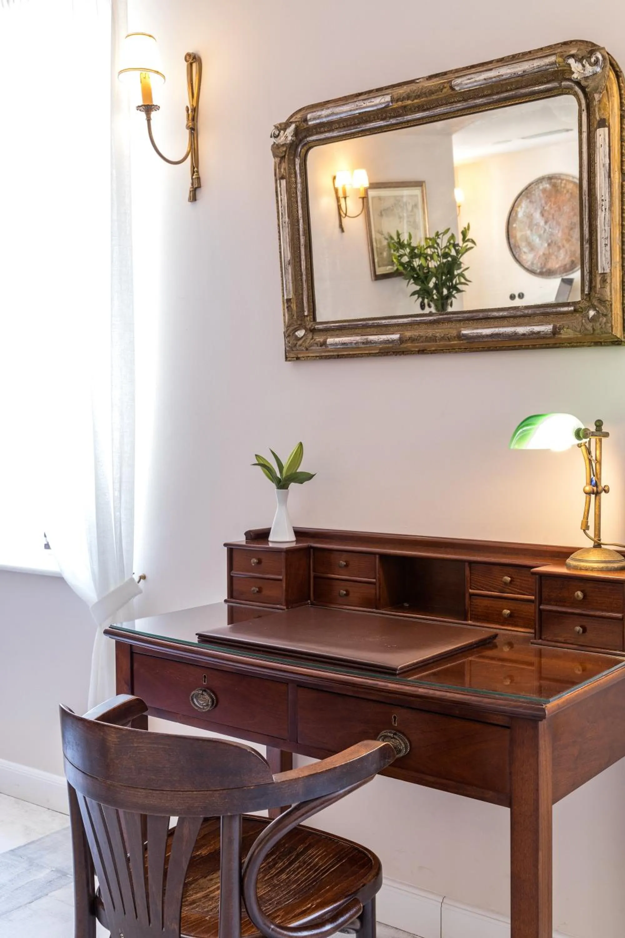 Living room in Hotel Leto Hydra