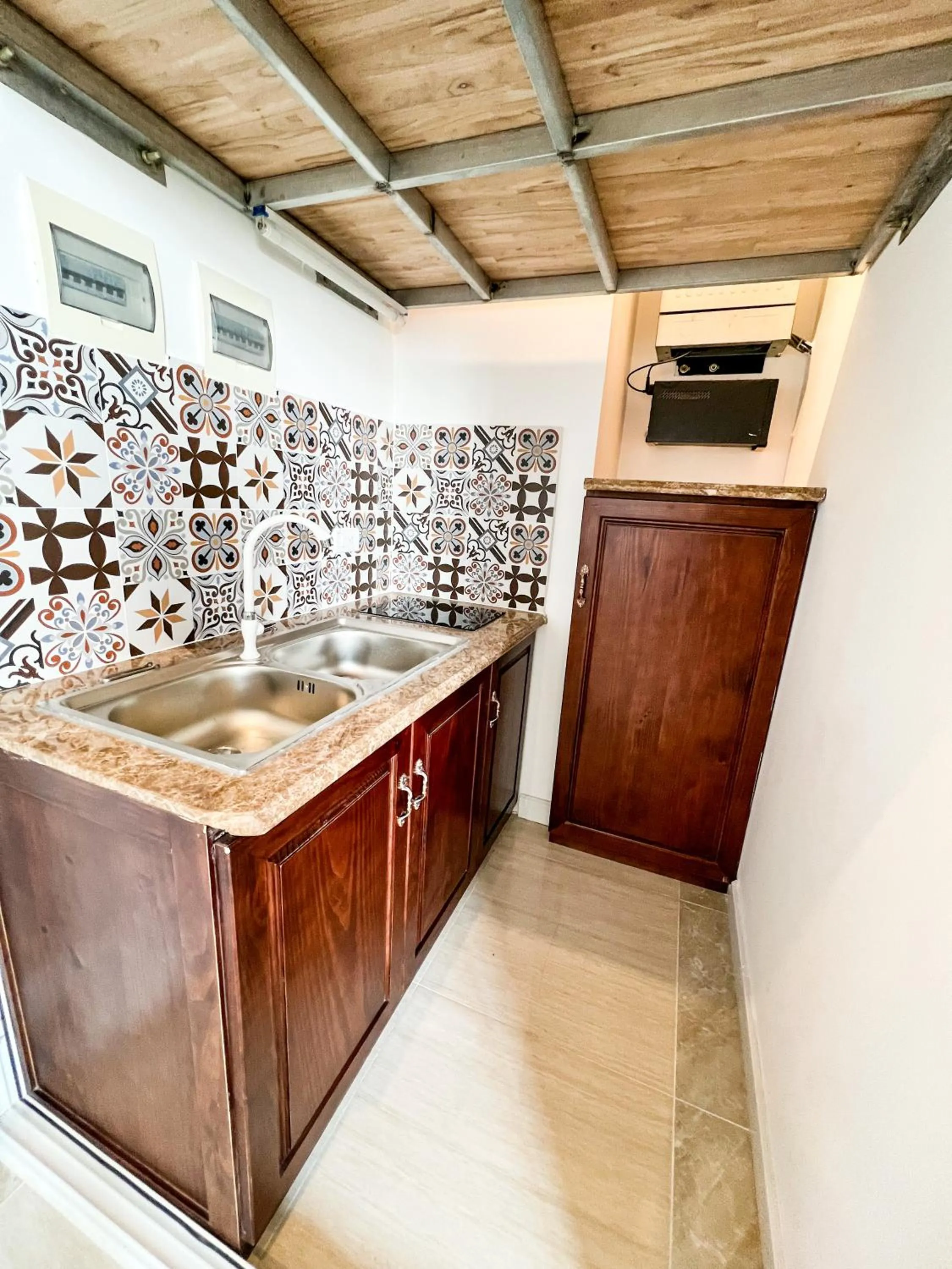 Kitchen or kitchenette in MARINA SEASIDE BOUTIQUE HOTEL PHU QUOC - Early Checkin