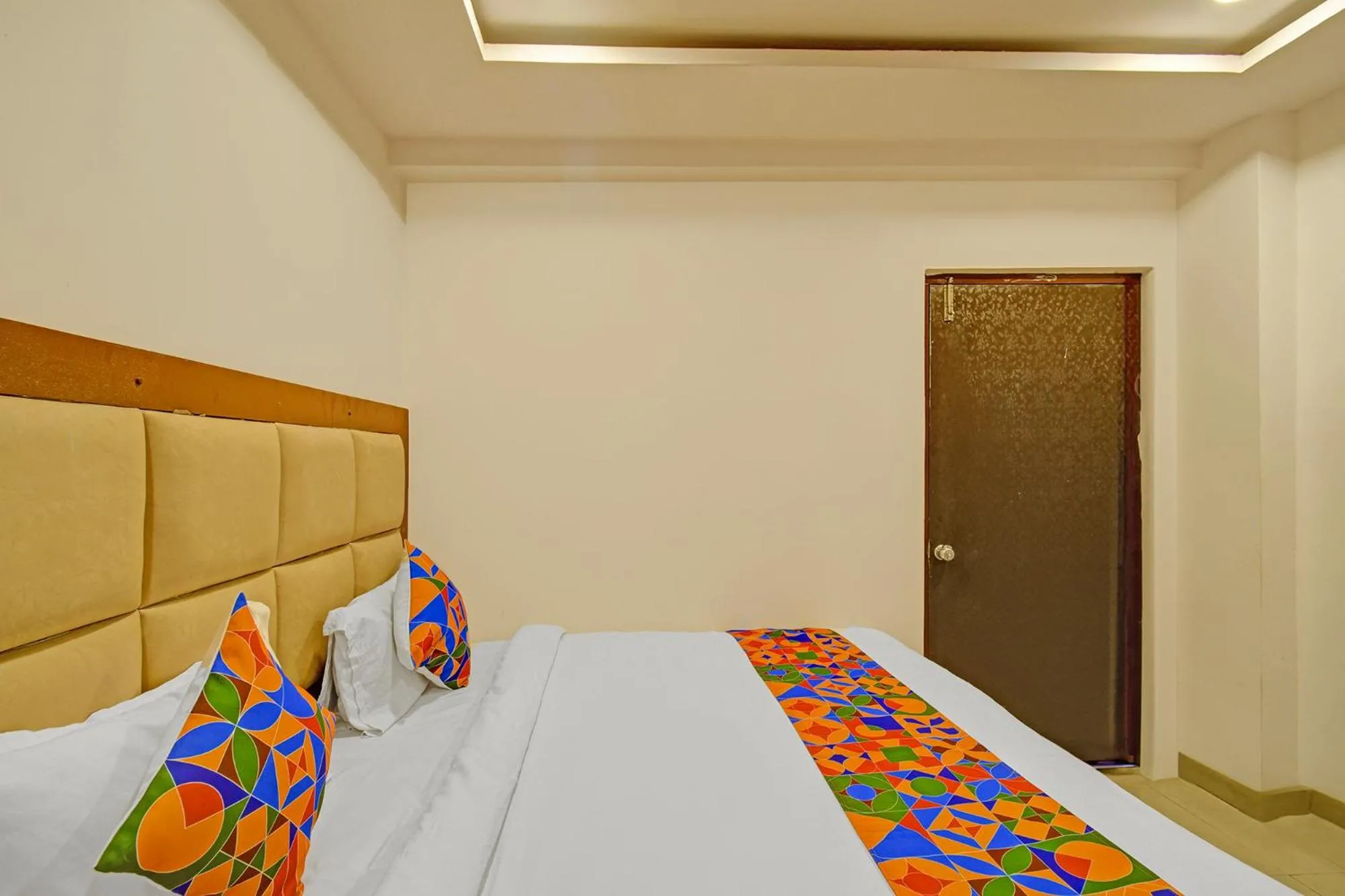 Bed in FabHotel VSR International