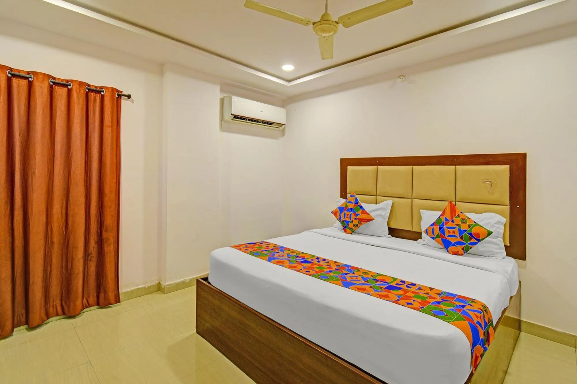 Bed in FabHotel VSR International