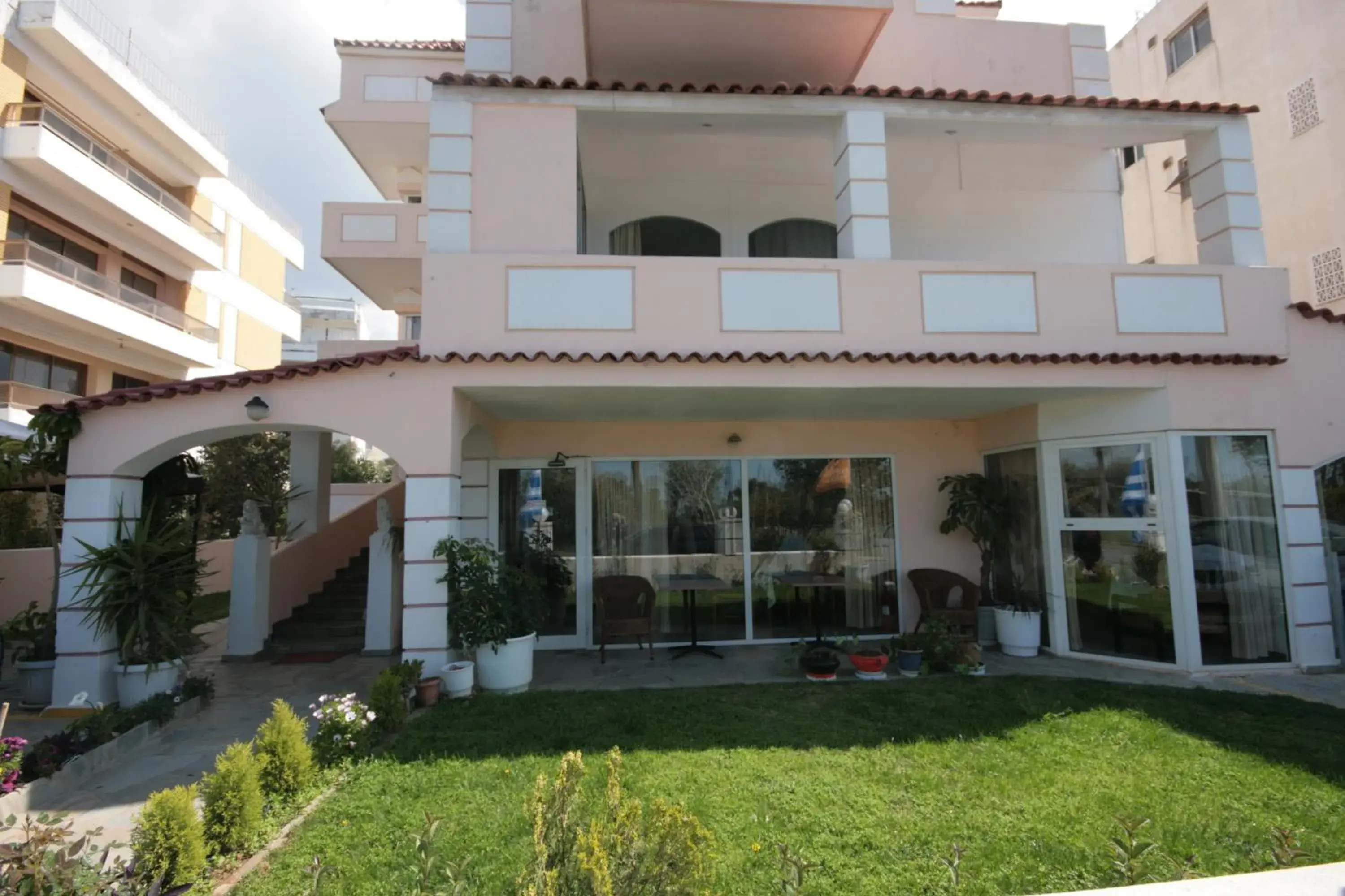 Facade/entrance in Parthenis Riviera Hotel Facade/entrance in Parthenis Riviera Hotel