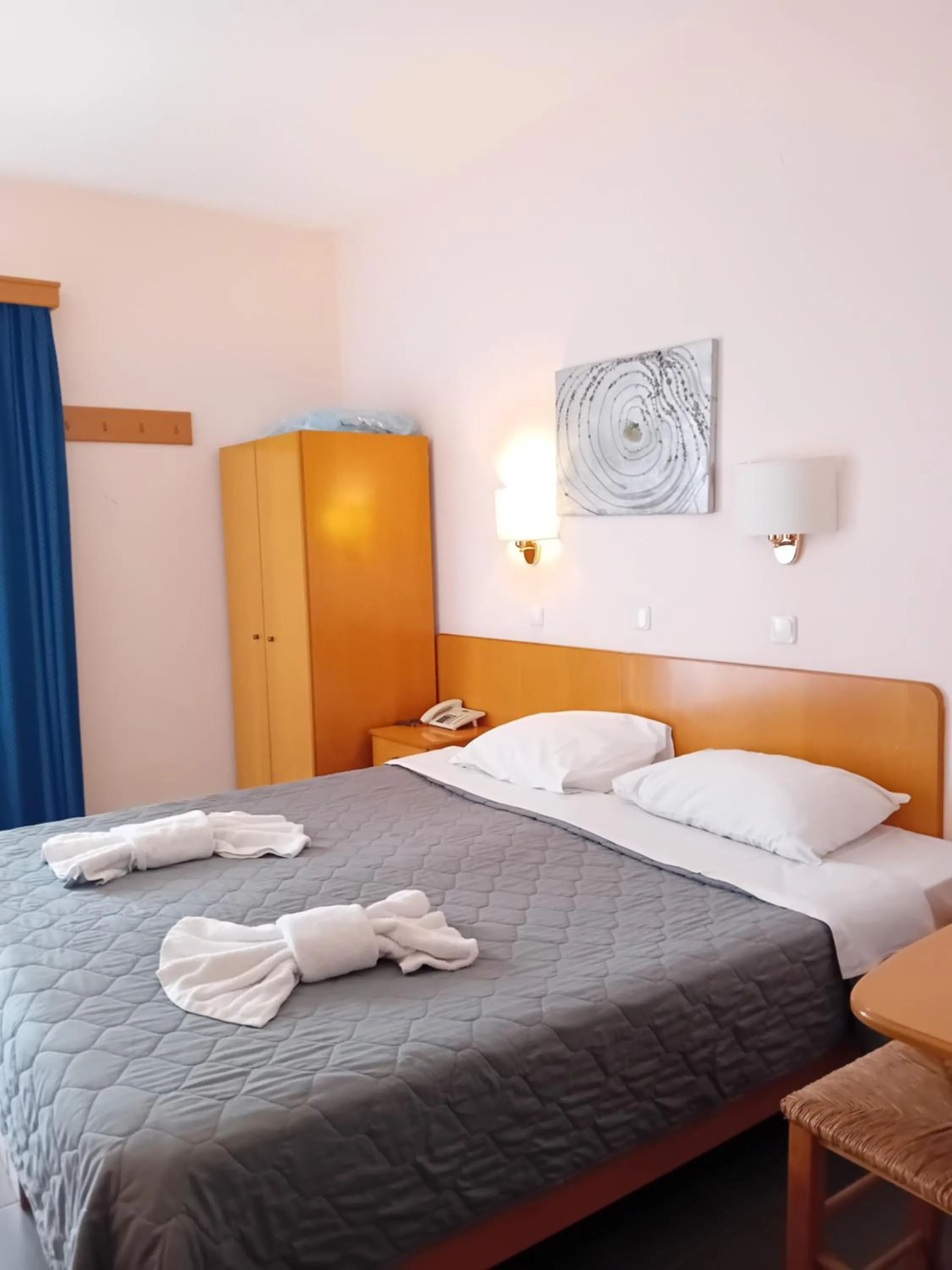 Property building, Bed in Heliotopos Apartments