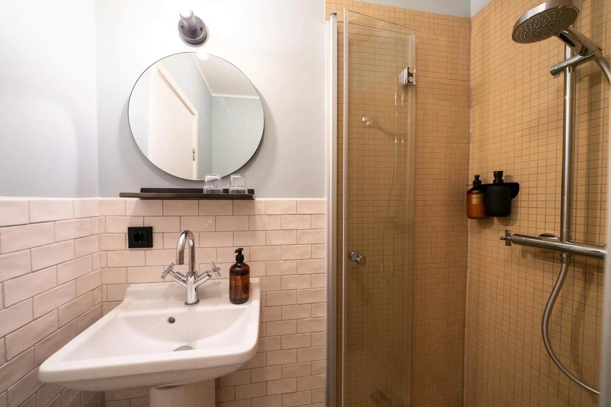 Shower in Hótel Blönduós