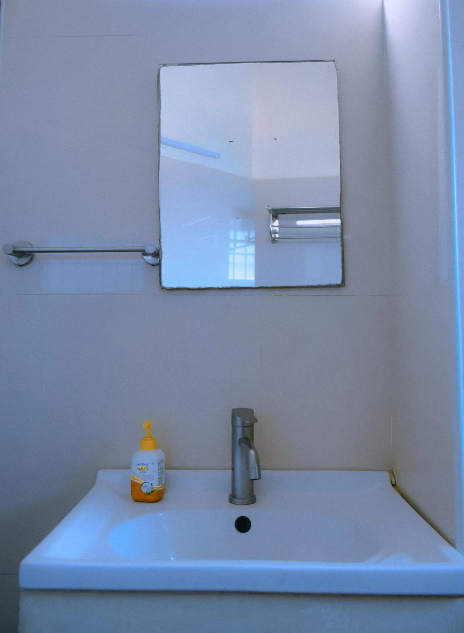 Bathroom in Naksha Tree Hotels Kishore Inn - Koyambedu