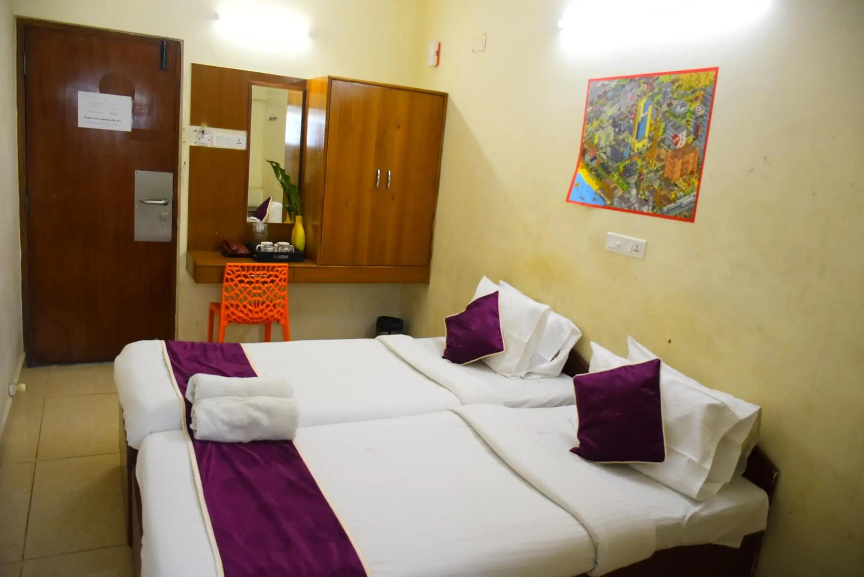 Double or Twin Room with Bathroom - single occupancy in Naksha Tree Hotels Kishore Inn - Koyambedu Double or Twin Room with Bathroom - single occupancy in Naksha Tree Hotels Kishore Inn - Koyambedu