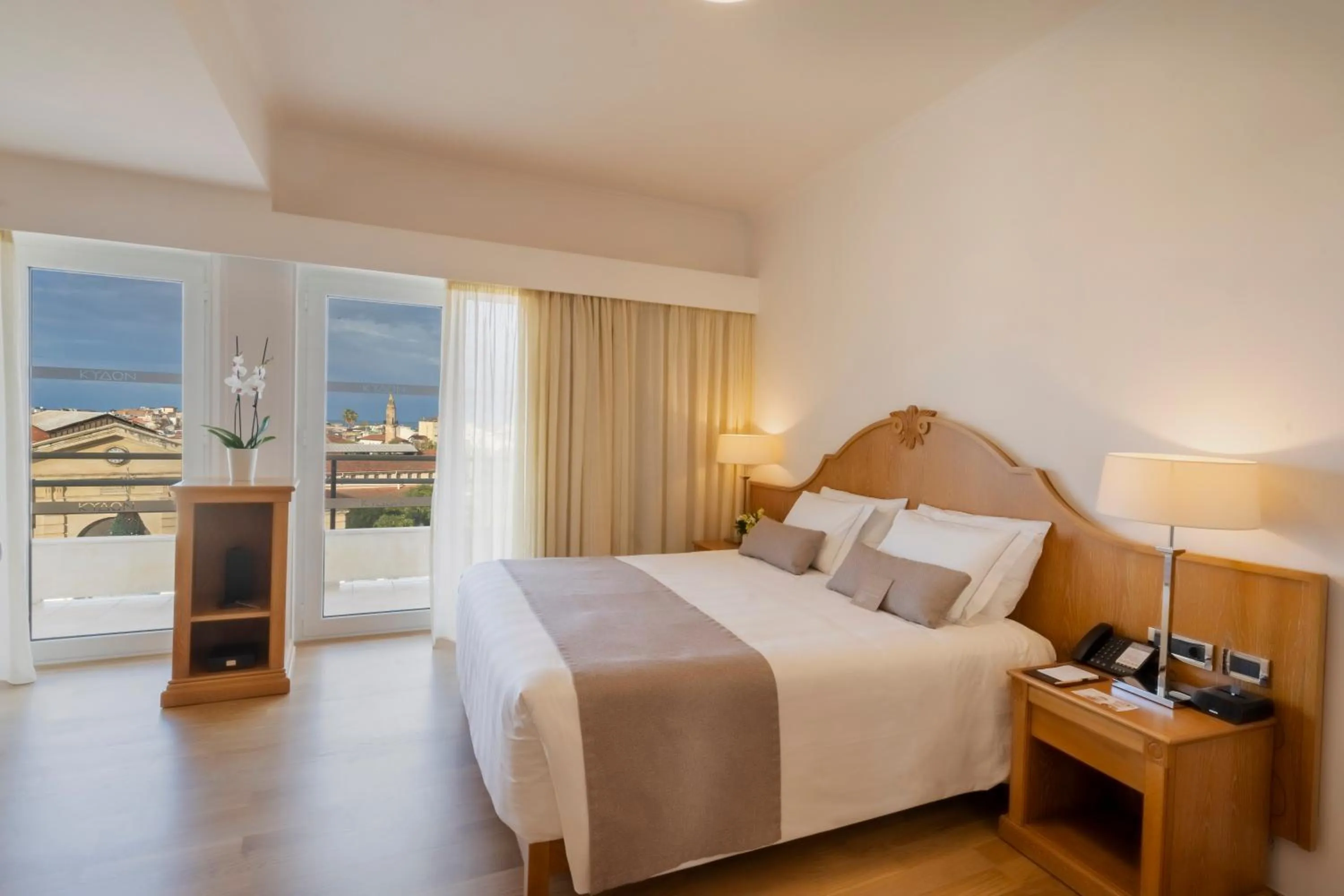 Bed in Kydon The Heart City Hotel