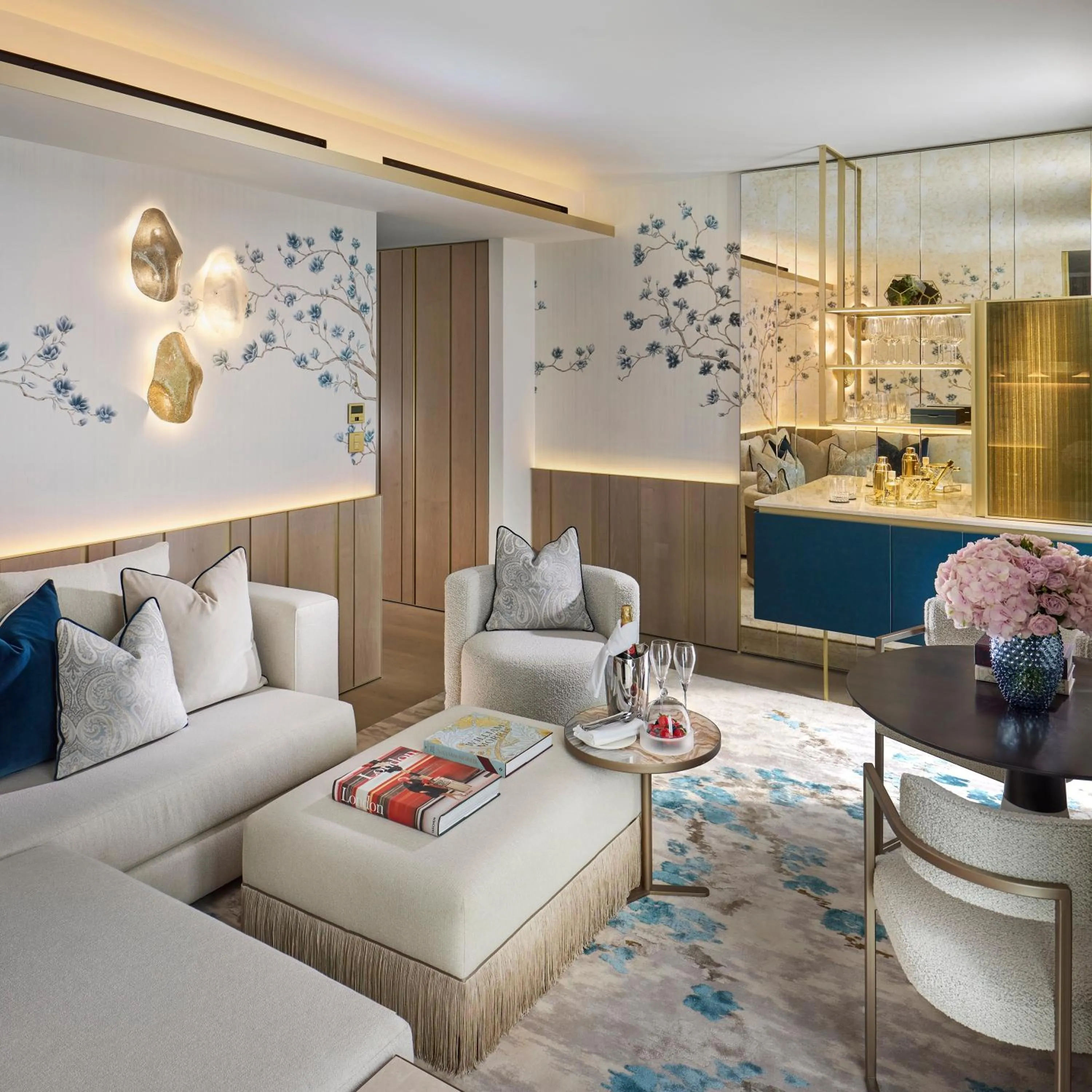 Living room in Mandarin Oriental Mayfair, London