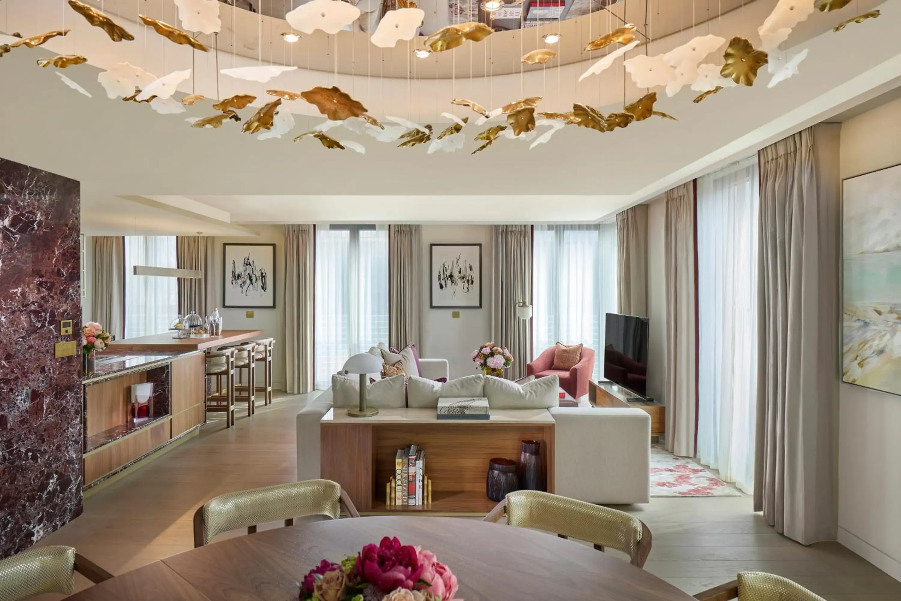 Living room in Mandarin Oriental Mayfair, London Living room in Mandarin Oriental Mayfair, London