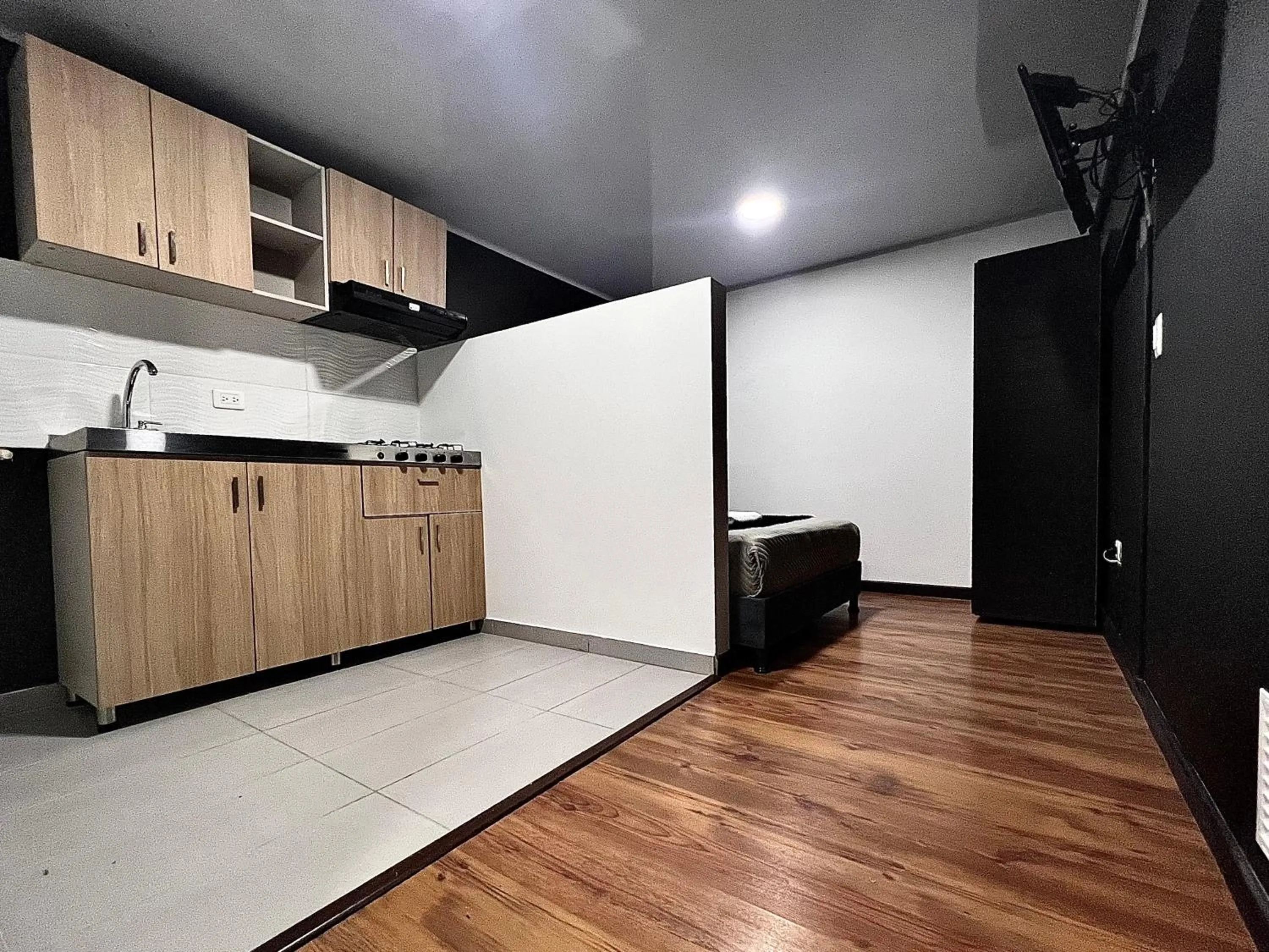 AW Hotel Ariston Airport