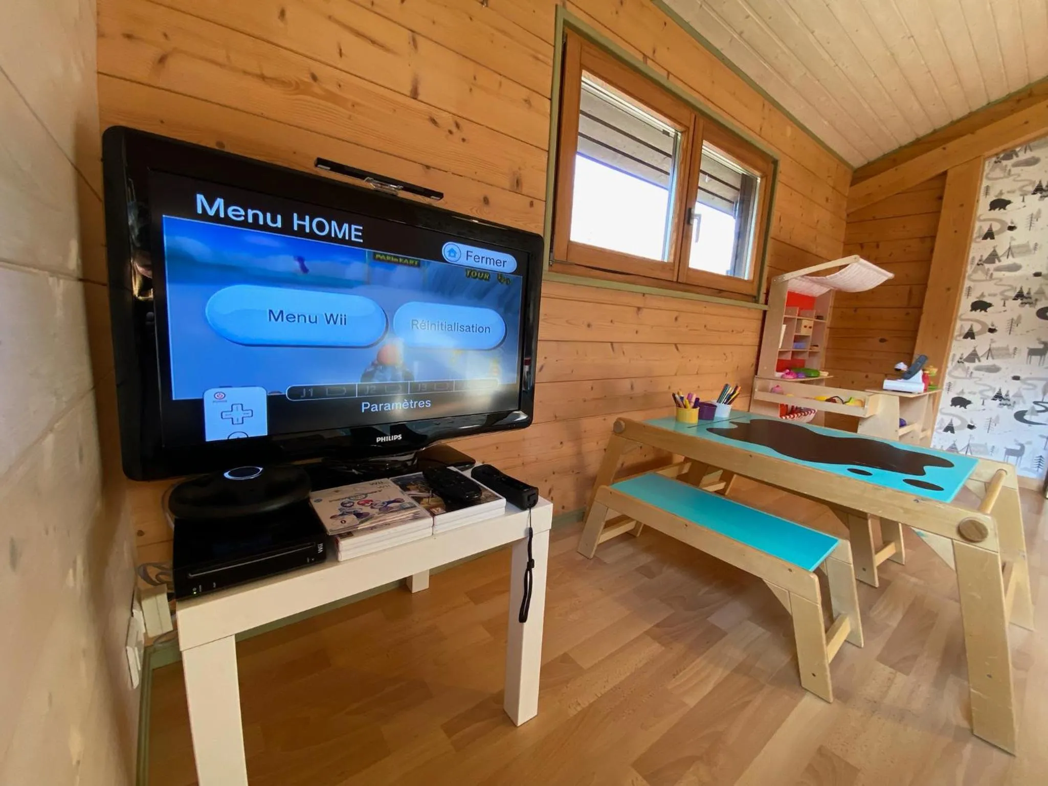 TV and multimedia in Chalet les Bleuets 12p - babyfoot & Wii