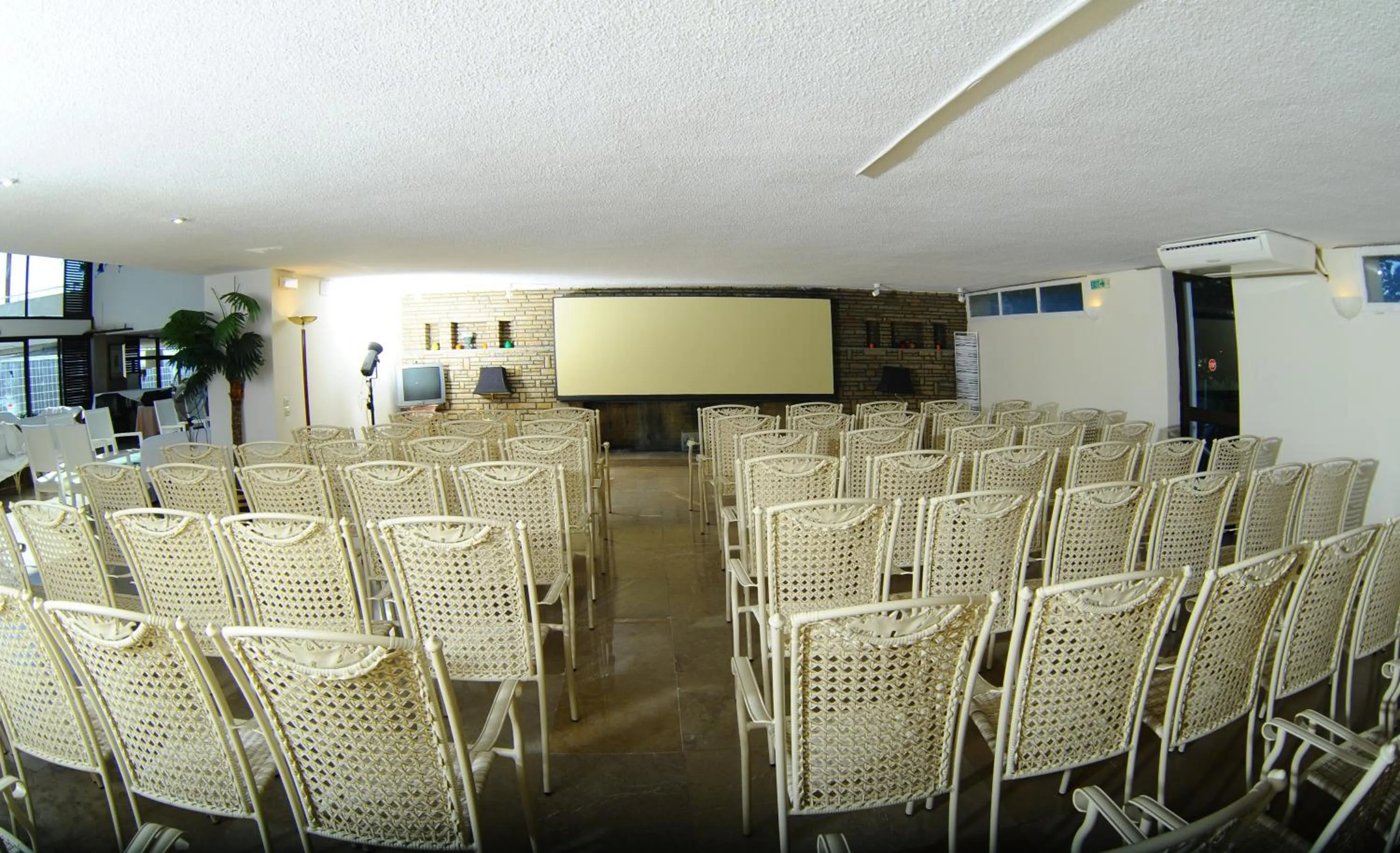 Business facilities in Palmariva Beach Hotel