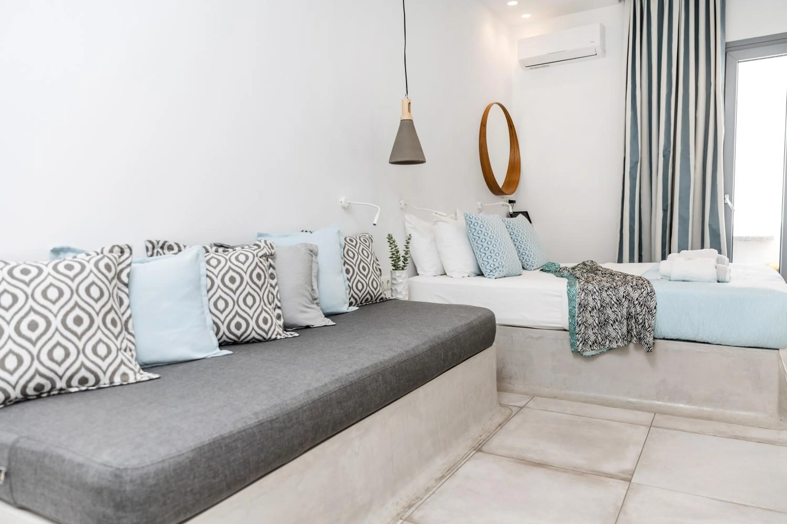 Bed in Korali Palace